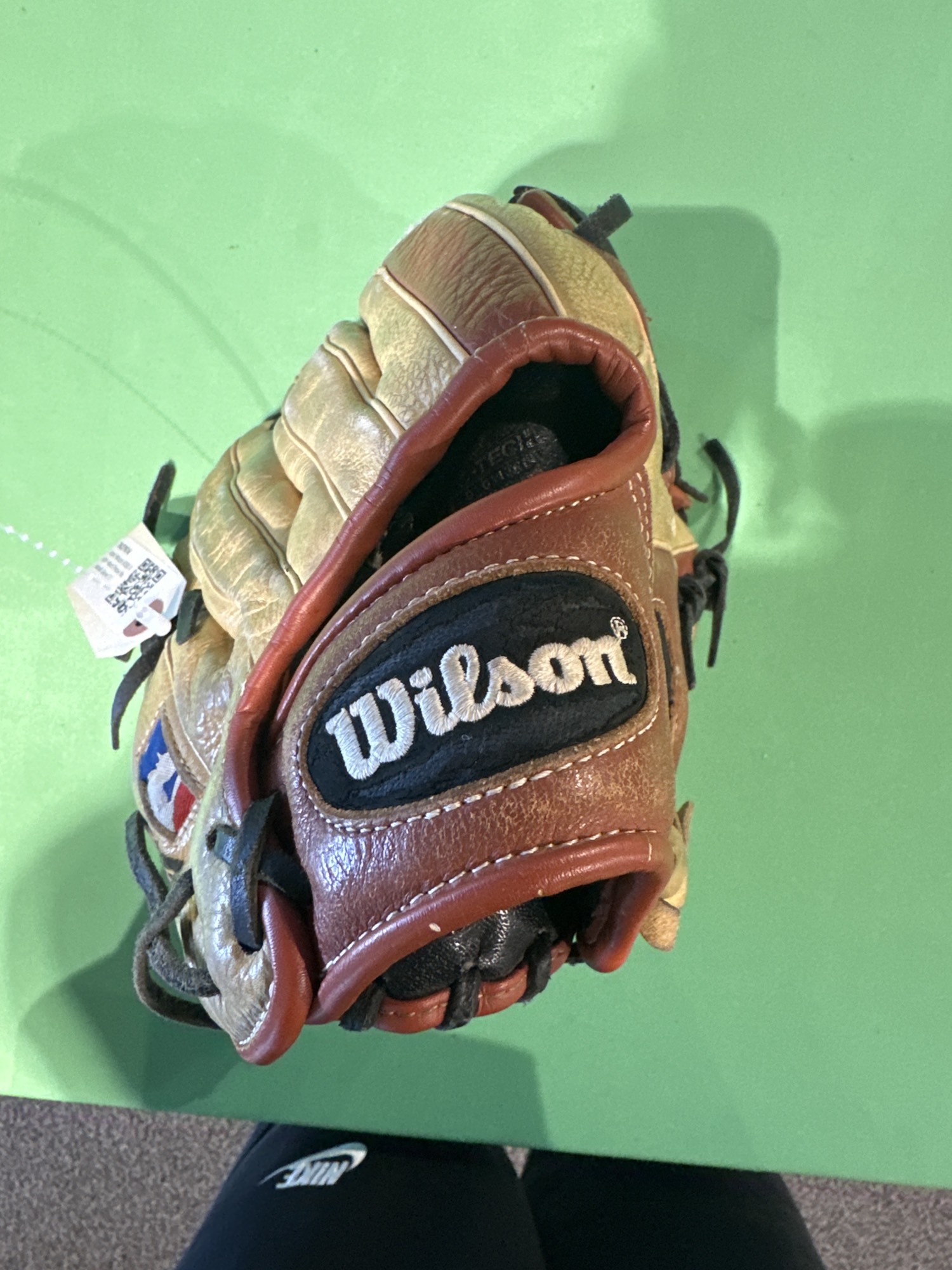 Used Wilson A550 Right Hand Throw Baseball Glove 11" SidelineSwap