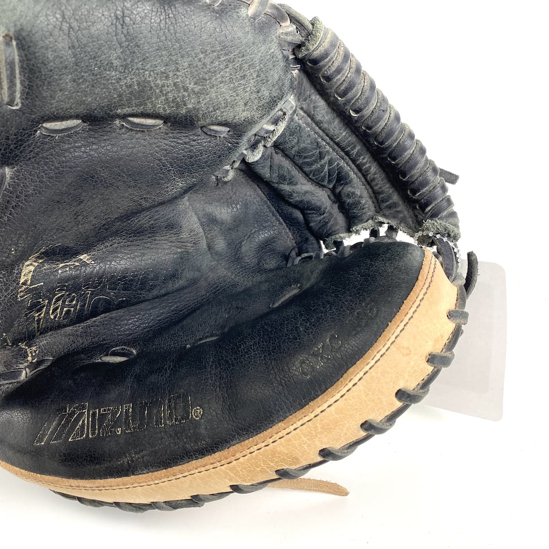 Used Mizuno Prospect Gxc105 Catcher's Mitt Left Hand Throw 31 1 2