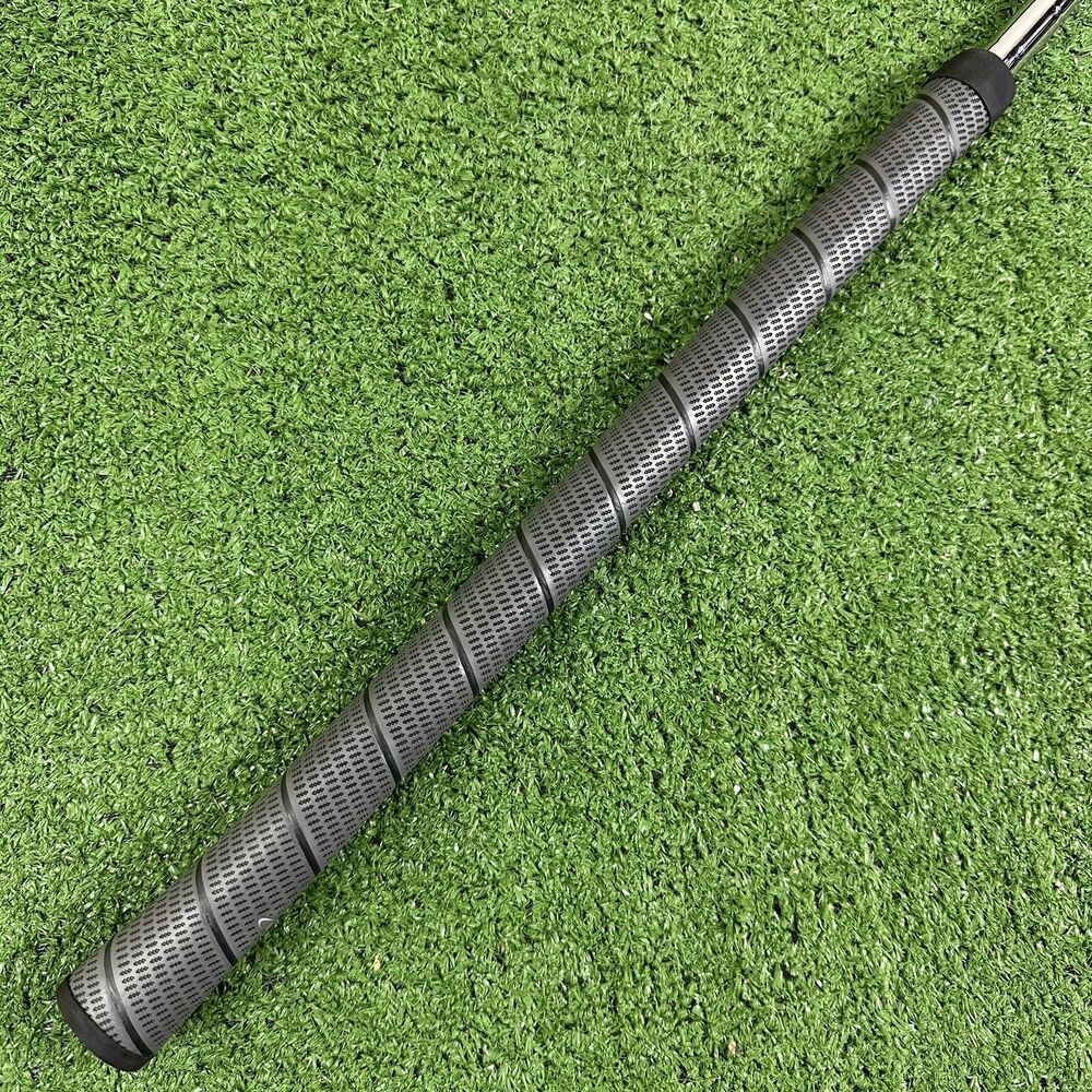 Odyssey Versa Tank 1V Armlock Left Handed Putter 38” Winn Grip