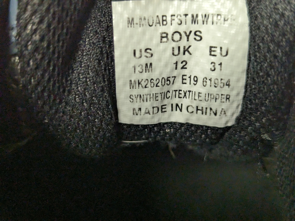 merrell youth hiking shoes