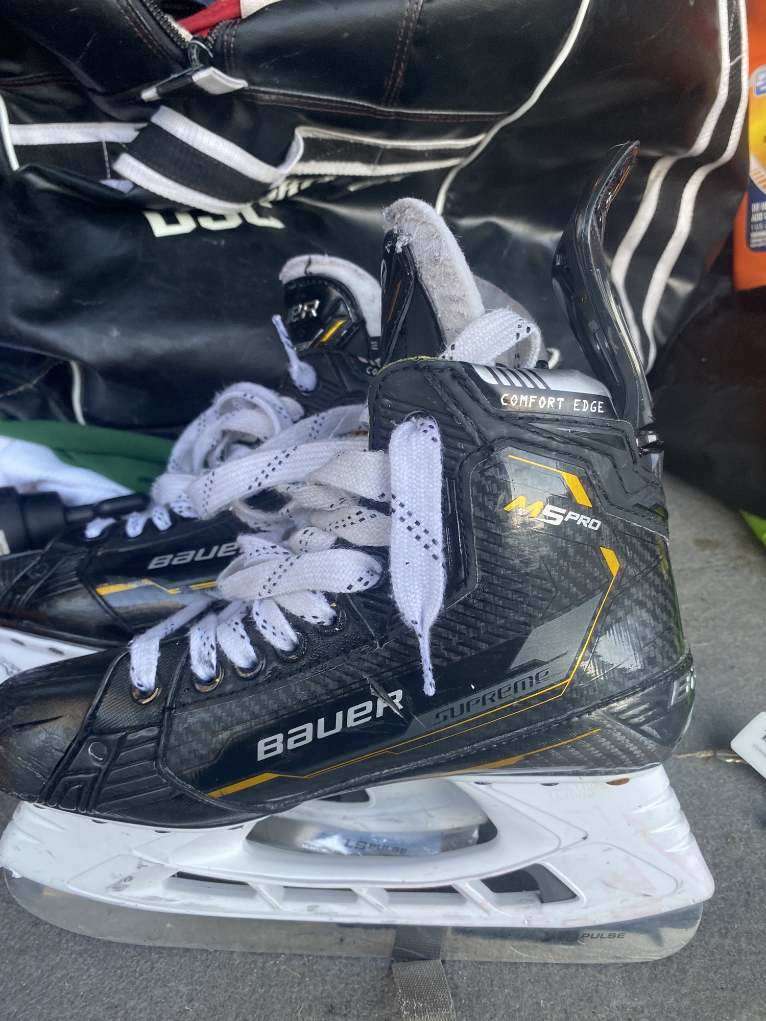 Bauer M5 Pro Skates SidelineSwap