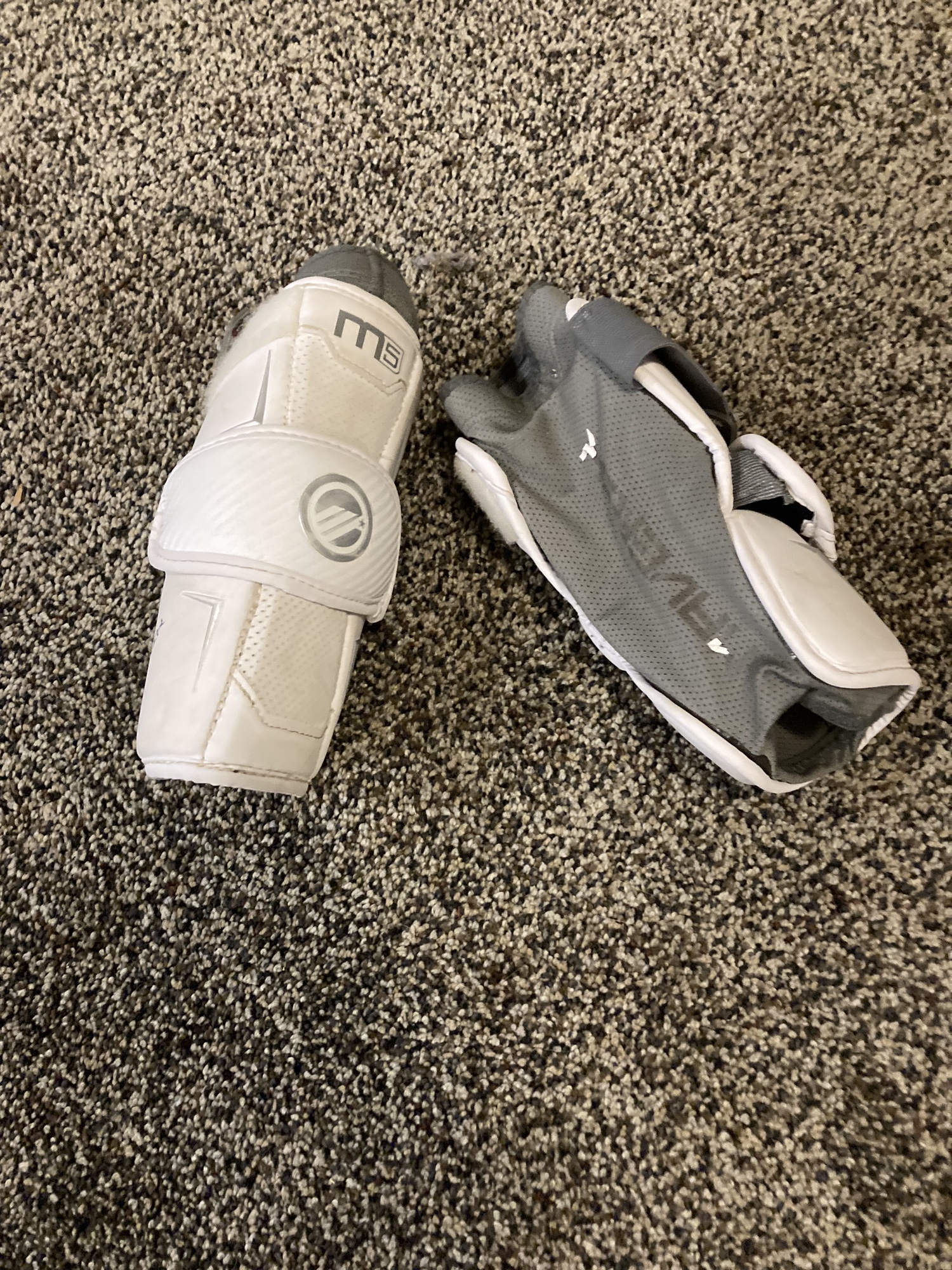 Maverick M5 Elbow Pads SidelineSwap