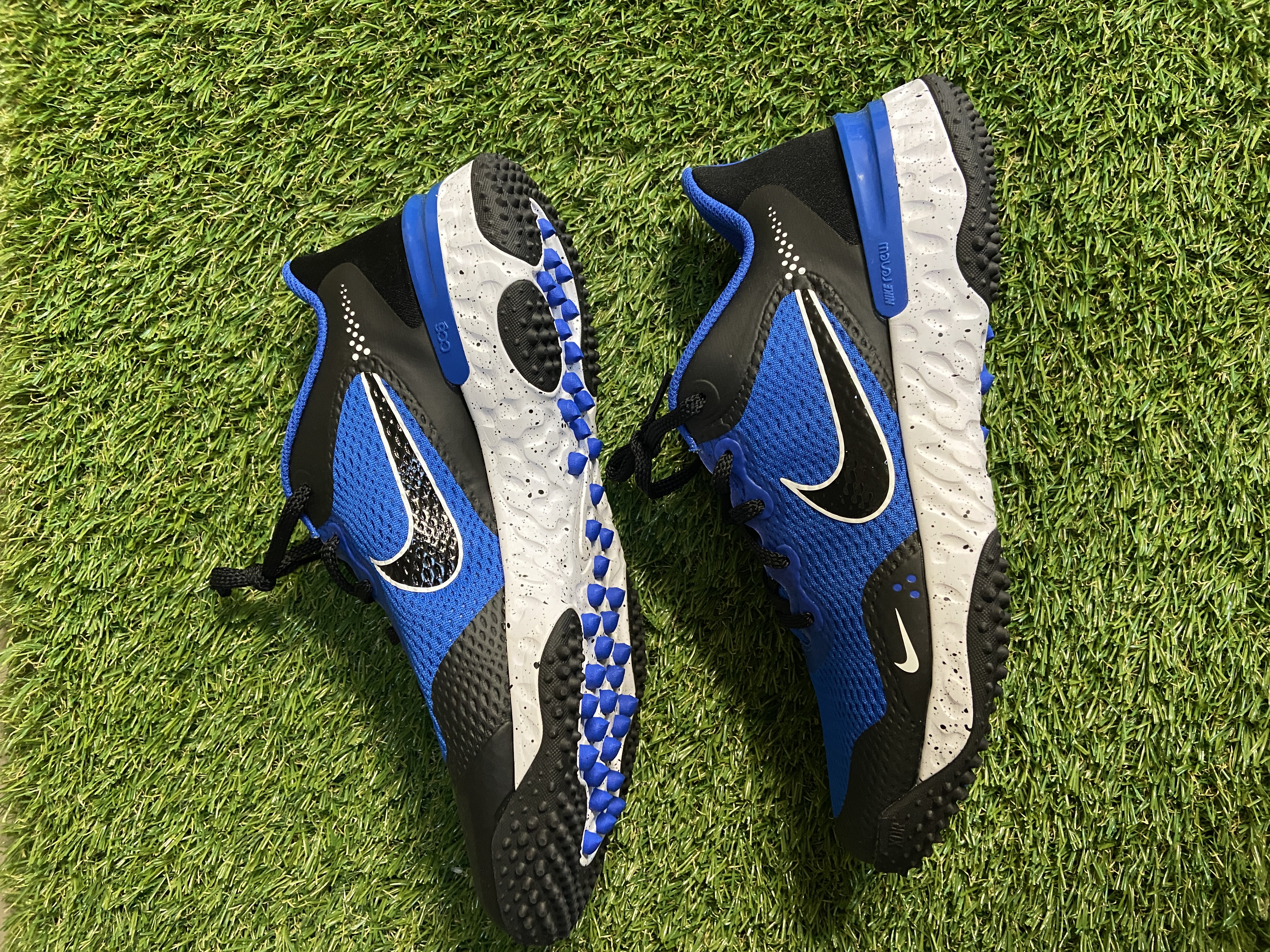 huarache elite 3 turf