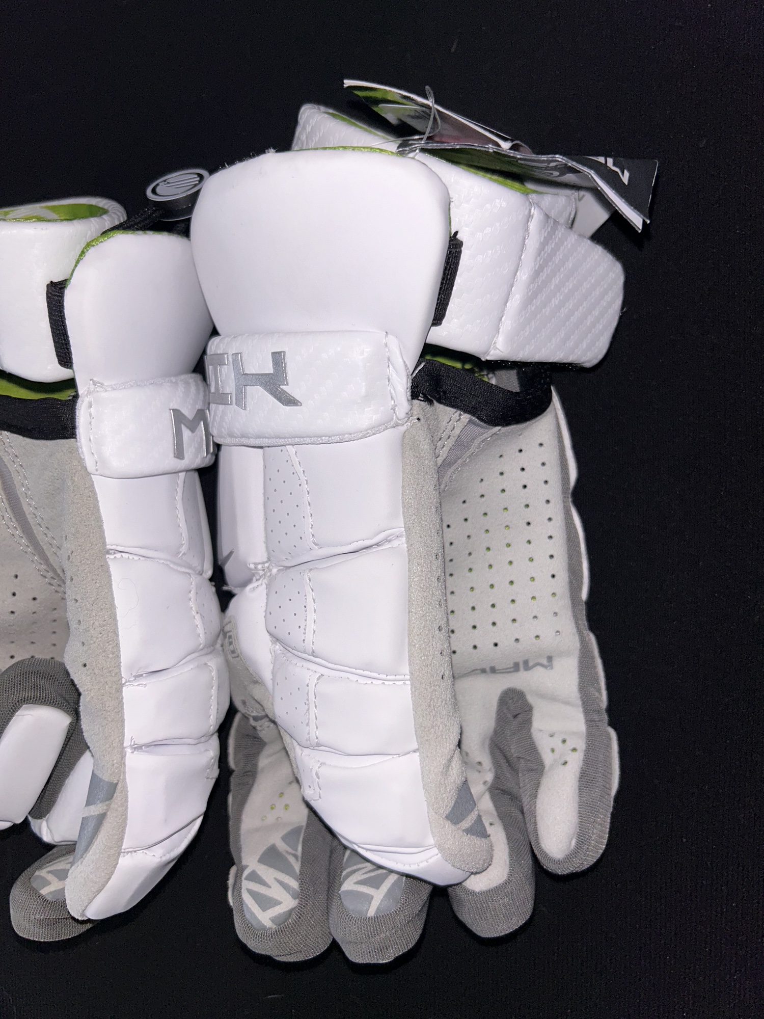 Maverik M6 12" Lacrosse Gloves Medium M New With Tags Lax White NWT SidelineSwap