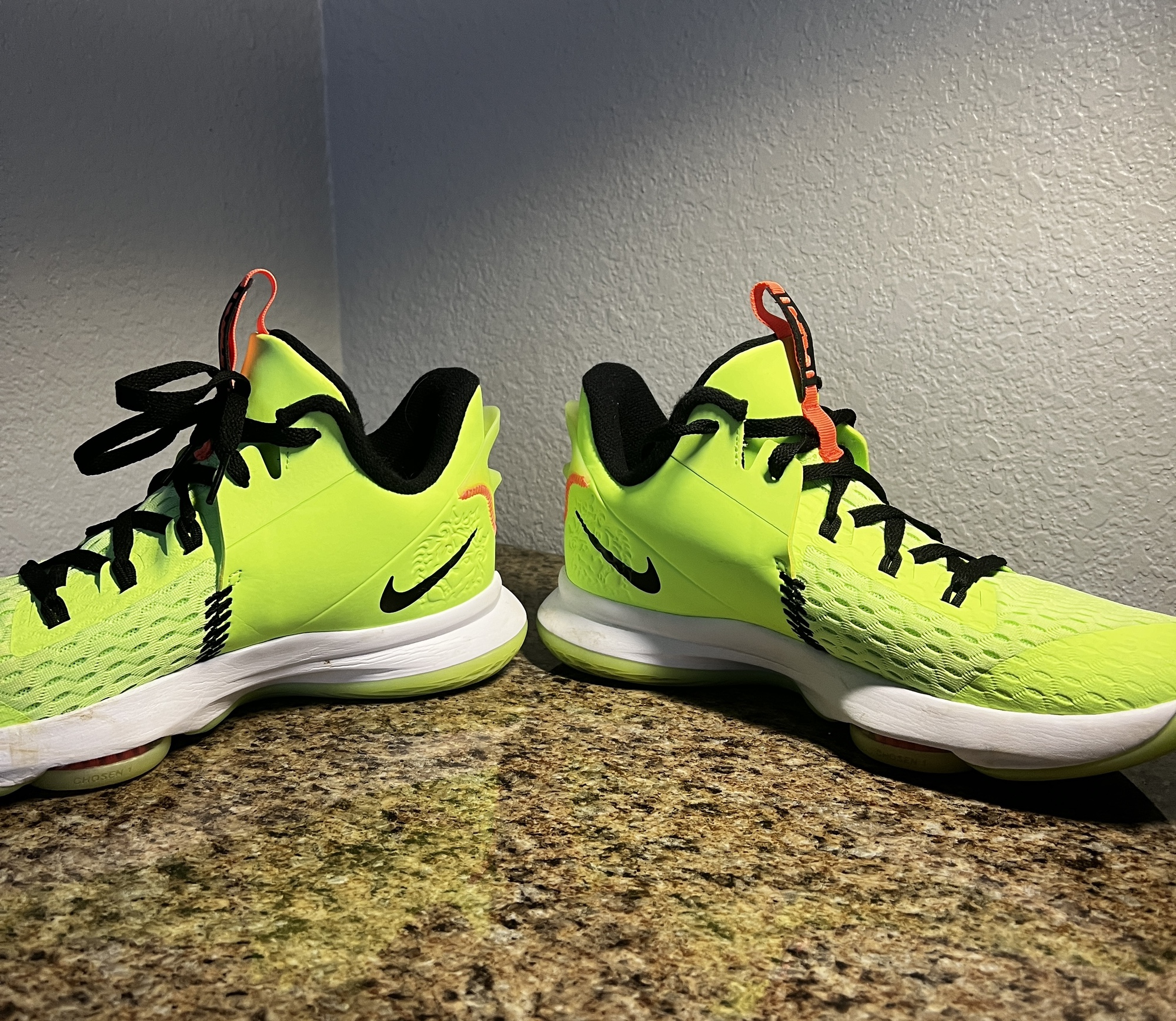lebron witness 5 lime green