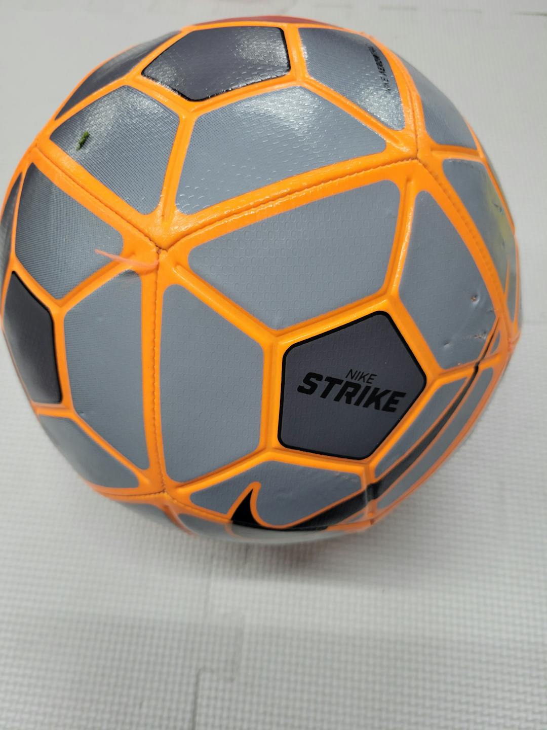 Used Nike Strike 5 Soccer Balls | SidelineSwap