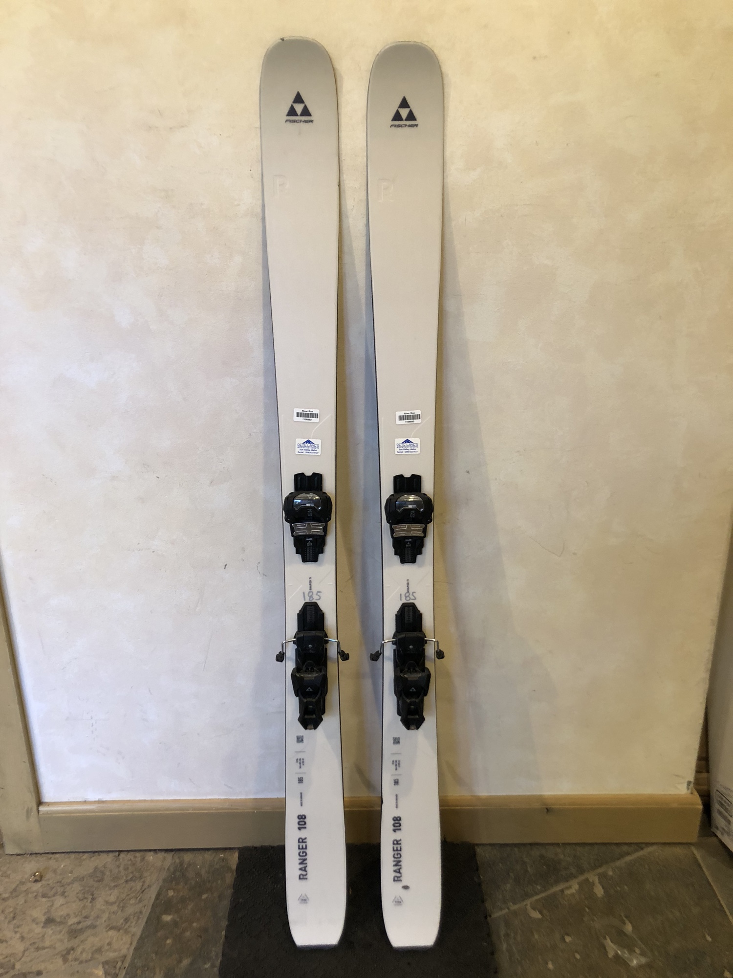 Fischer RC4 World Cup GS Skis - Used & Clearance Deals