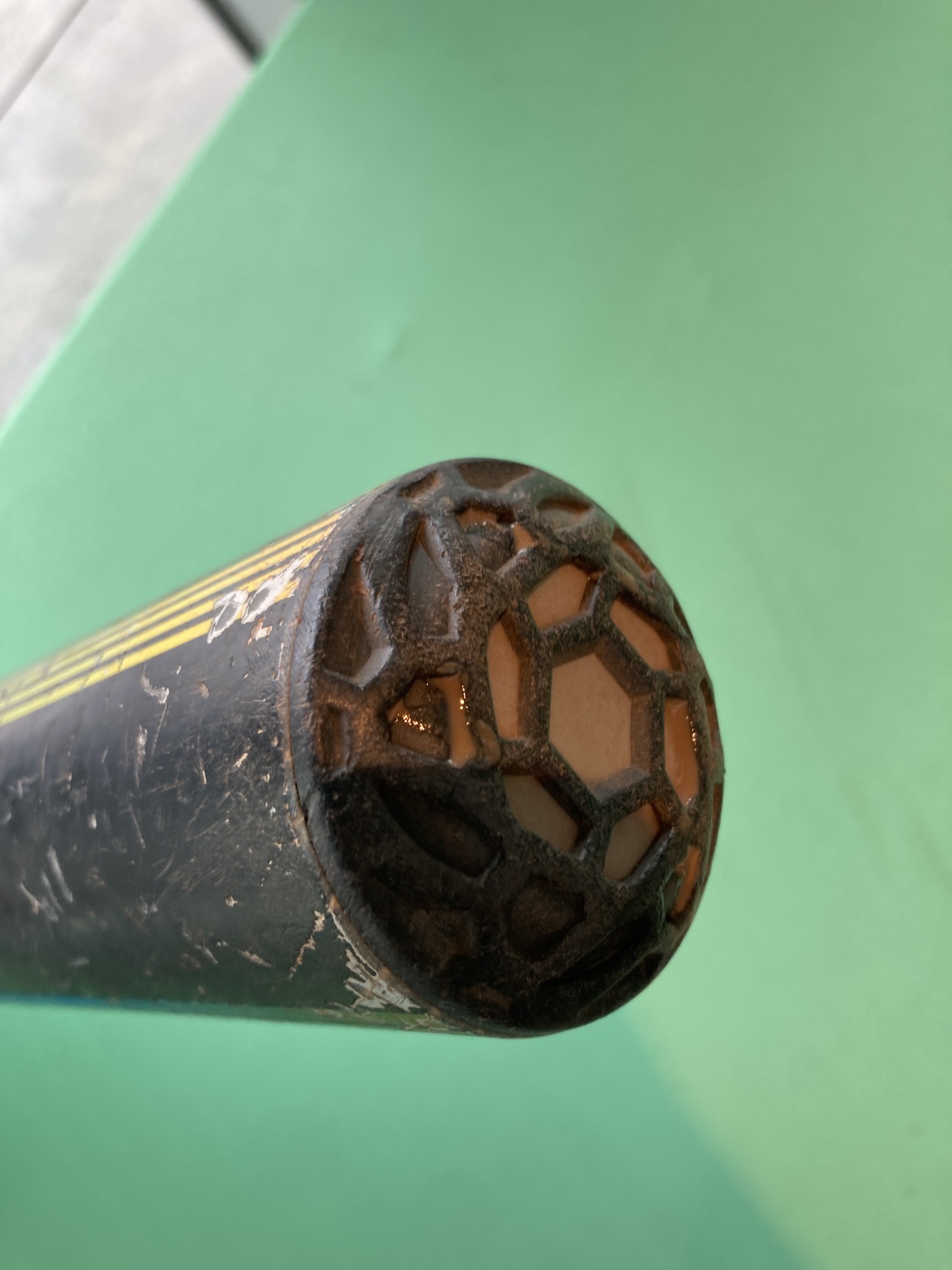 Black Used 2020 DeMarini Prism Composite Bat (10) 23 oz 33" SidelineSwap