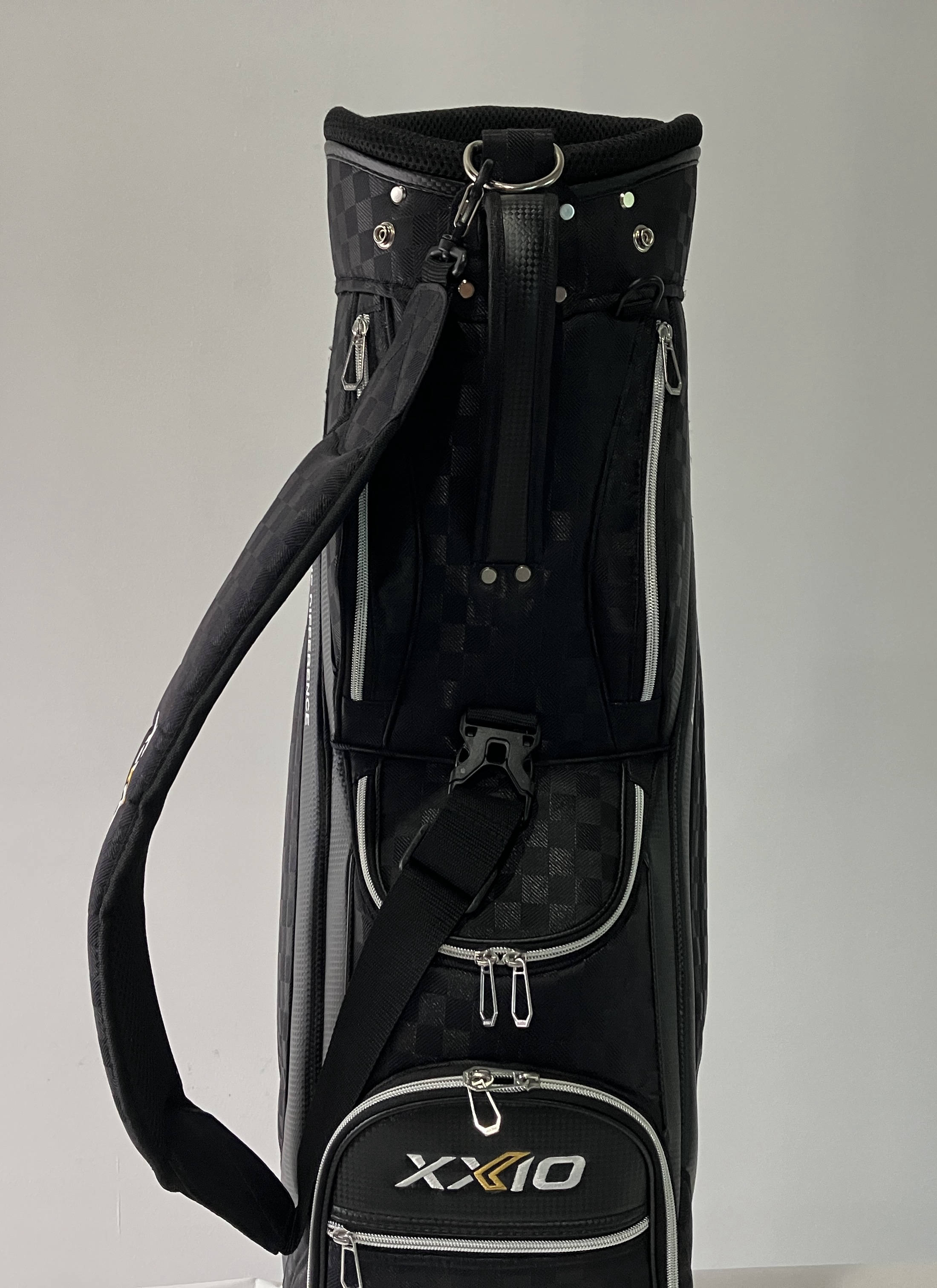 XXIO Lightweight Cart Bag Black 4Way Divide Single Strap Golf Bag