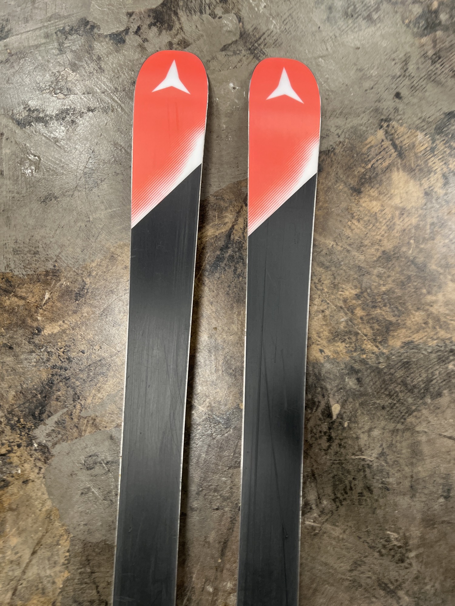 Used 176cm Atomic Vantage 90 CTi Skis With Bindings | SidelineSwap