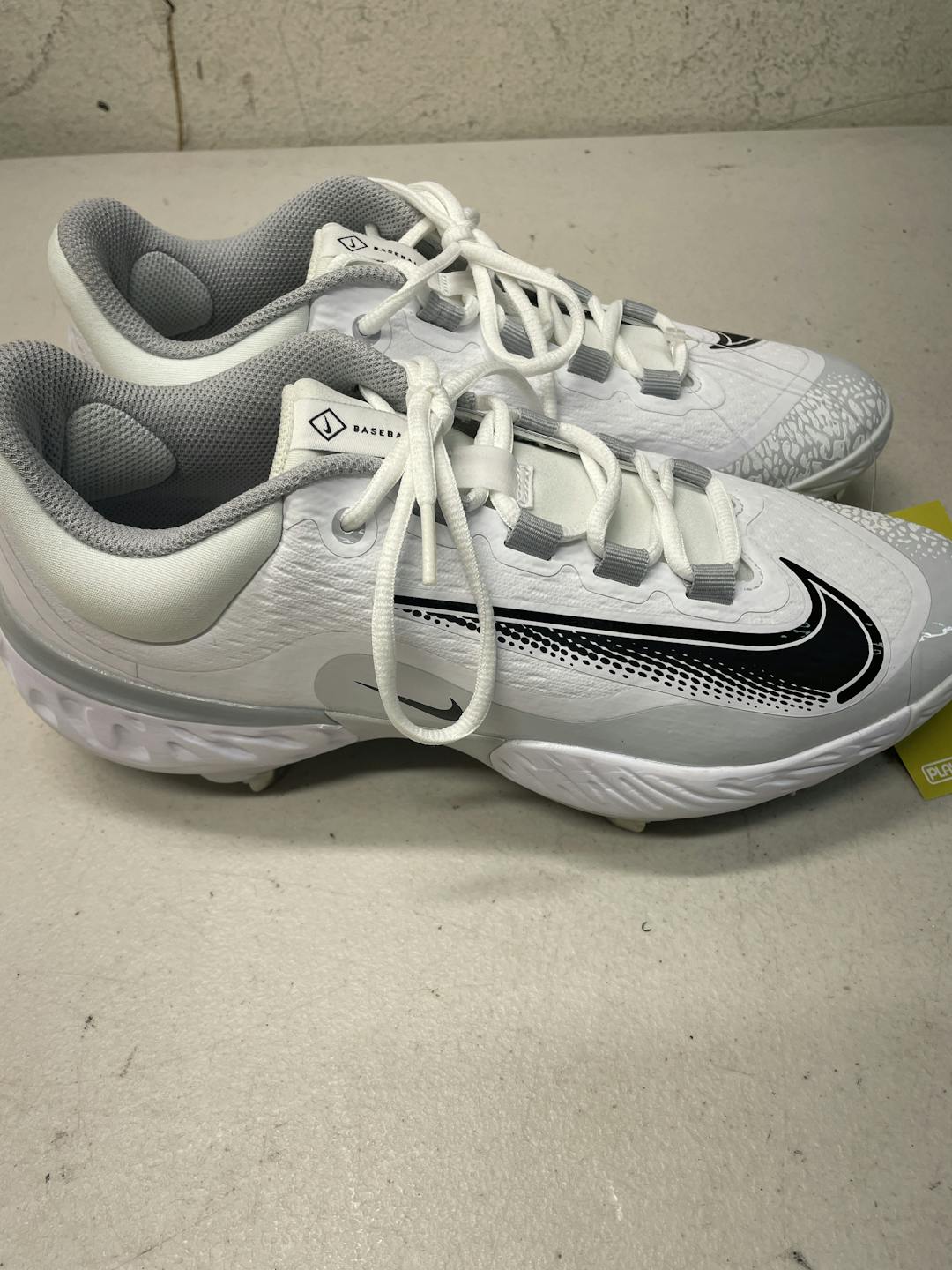 metal nike softball cleats