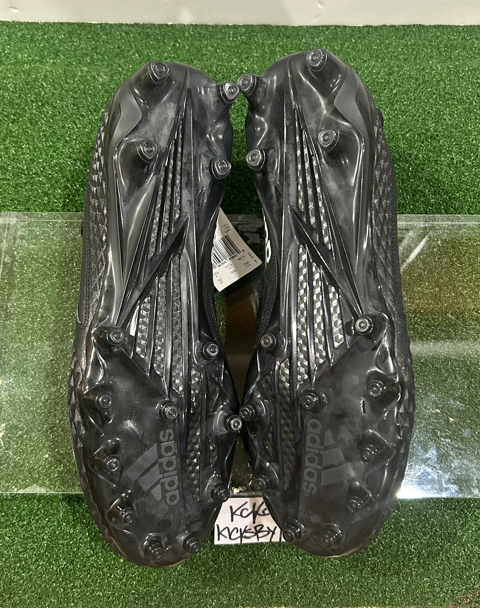 freak x carbon low cleats