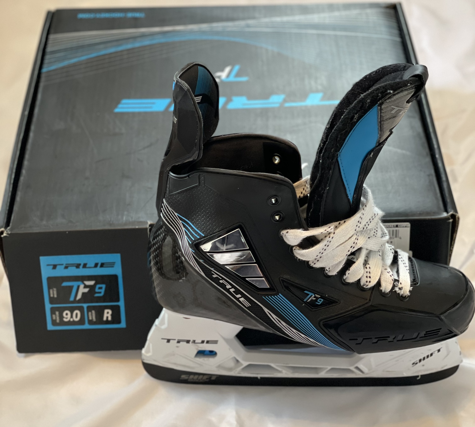 Senior True Regular Width 9 TF9 Hockey Skates SidelineSwap