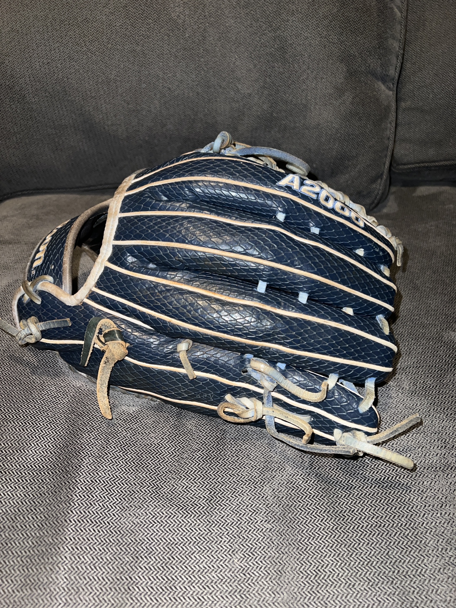 Barely Used, Custom 12.75 Outfield A2000 Baseball Glove SidelineSwap