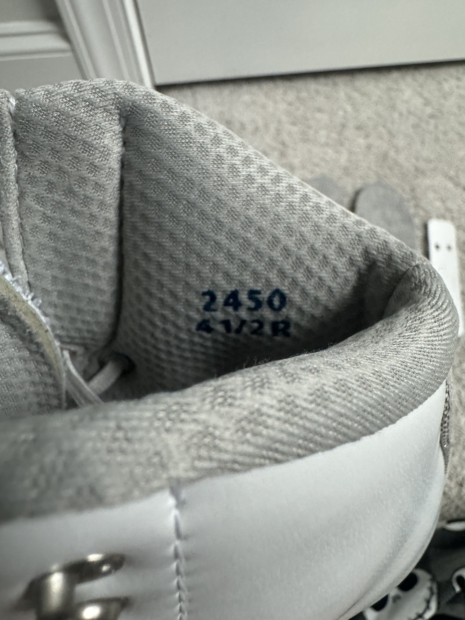 Used Jackson Ultima R Width Adult 4.5 Debut Figure Skates SidelineSwap