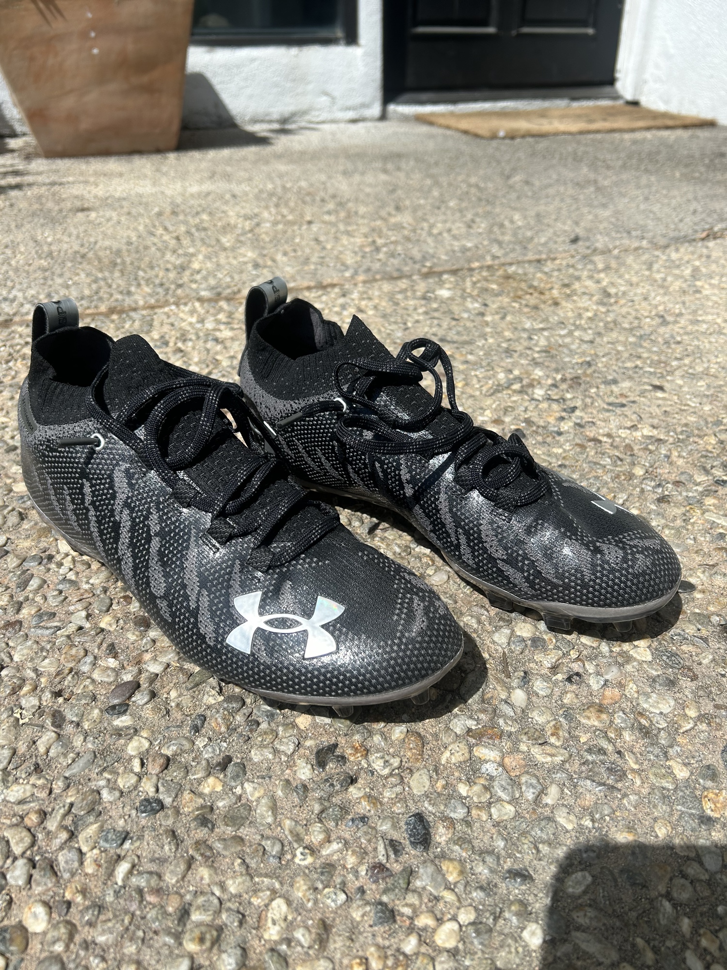 under armour spotlight cleats green