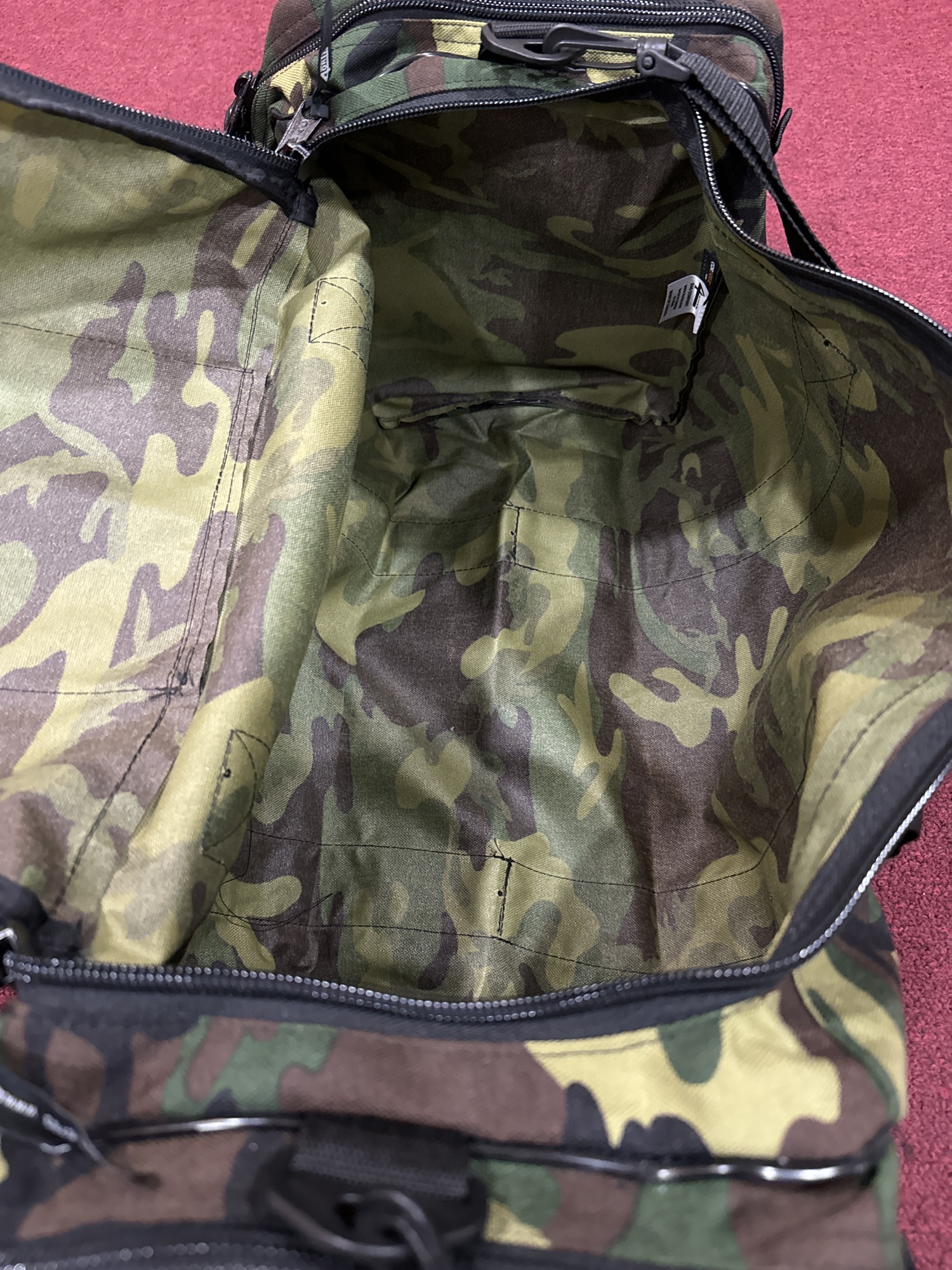 New Winnipeg Jets 4ORTE Camo Duffle Bag ItemWINB SidelineSwap