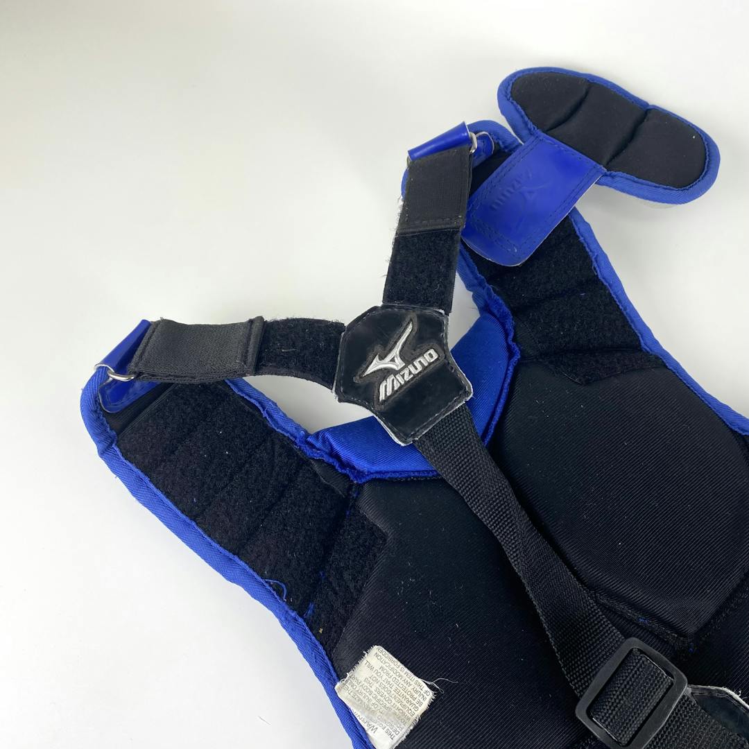 Used Mizuno Catcher's Chest Protector Youth SidelineSwap