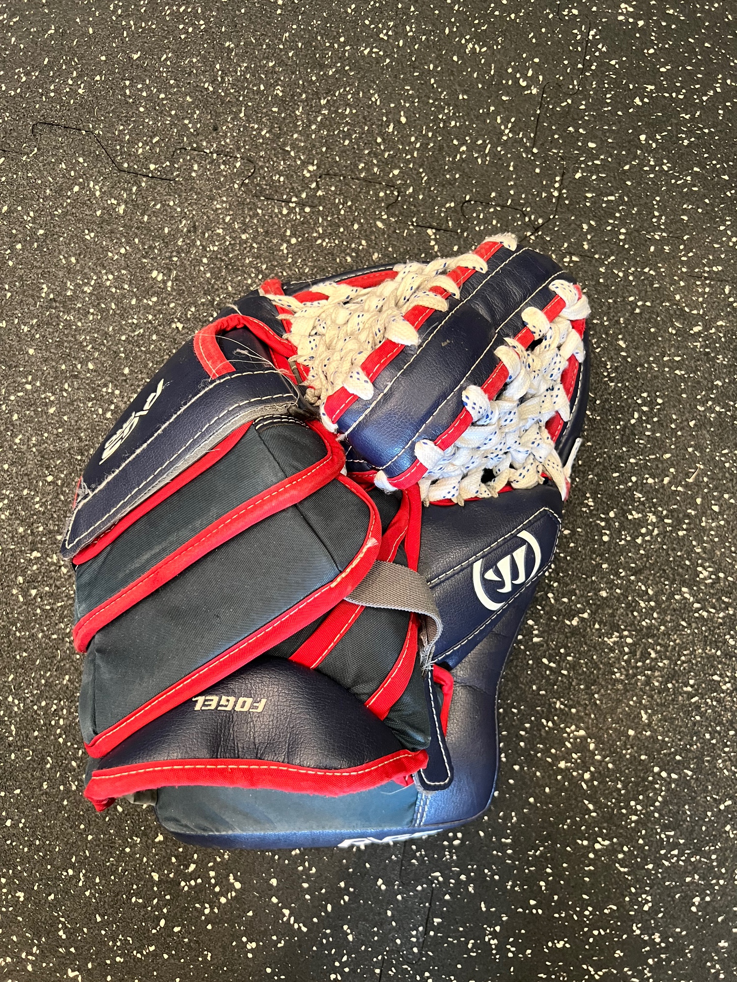 Warrior G5 Custom Catching Glove SidelineSwap