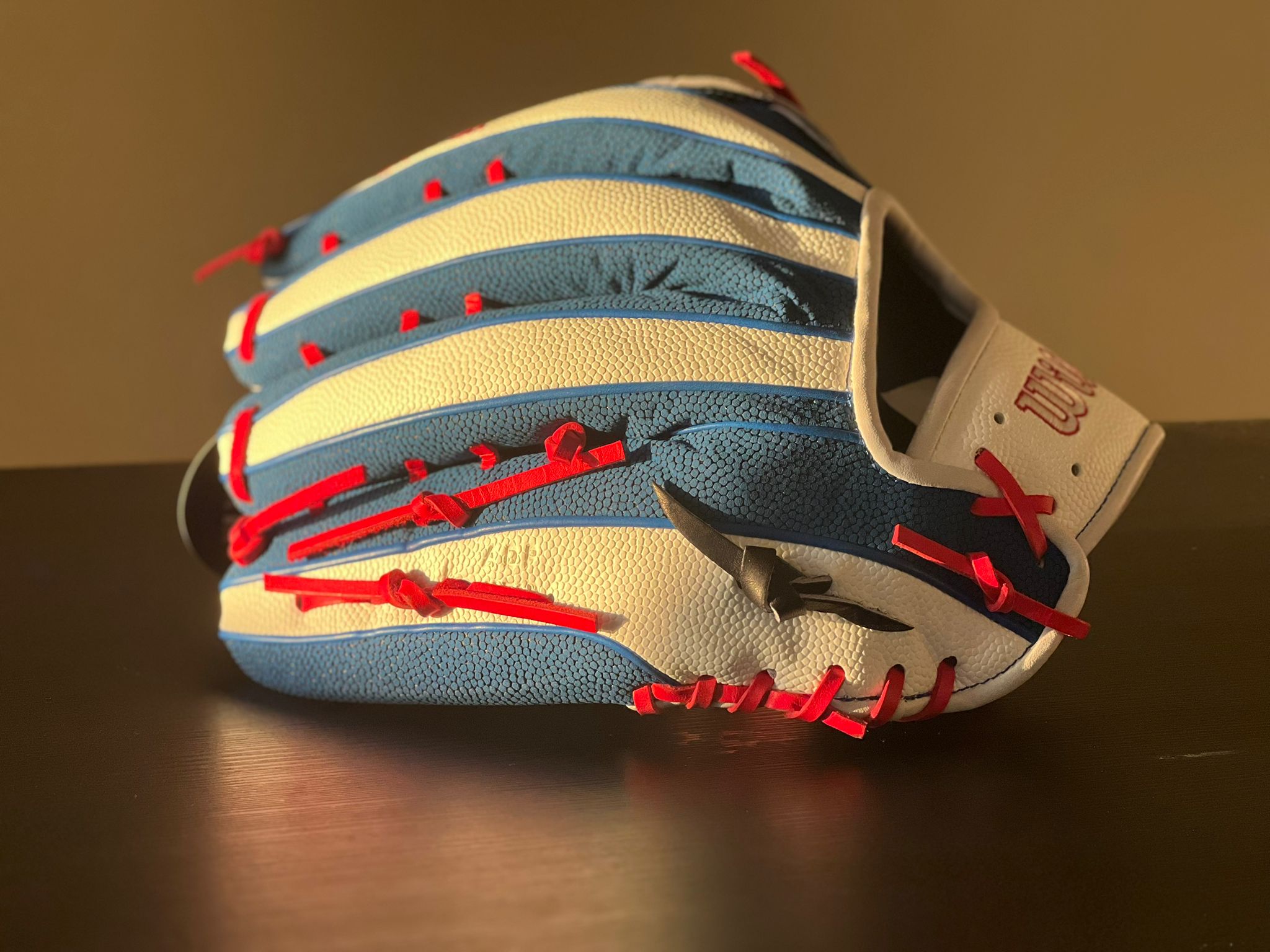 New Right Hand Throw Wilson Outfield A2K Baseball Glove 12.5" Mookie