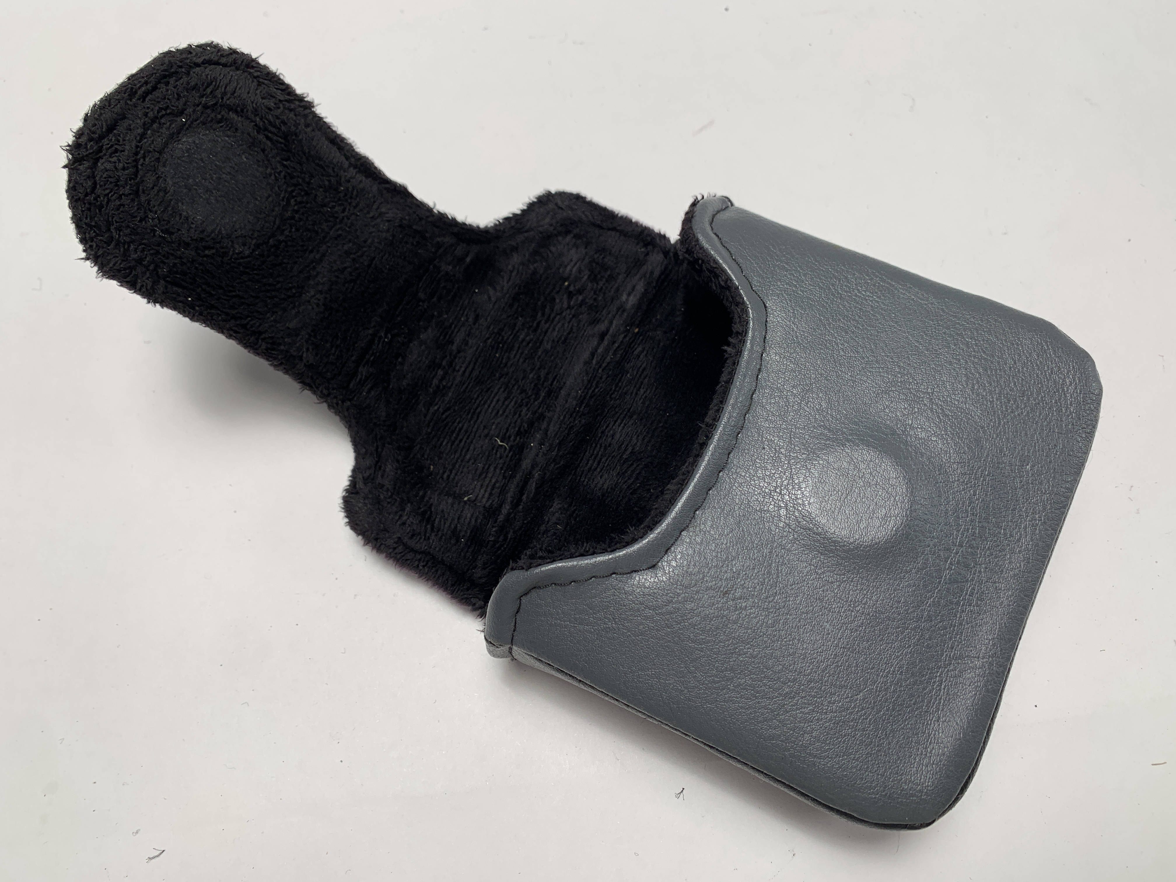 Golf Iconic Kobe Bryant Mamba Mentality Mallet Putter Headcover Gray HC