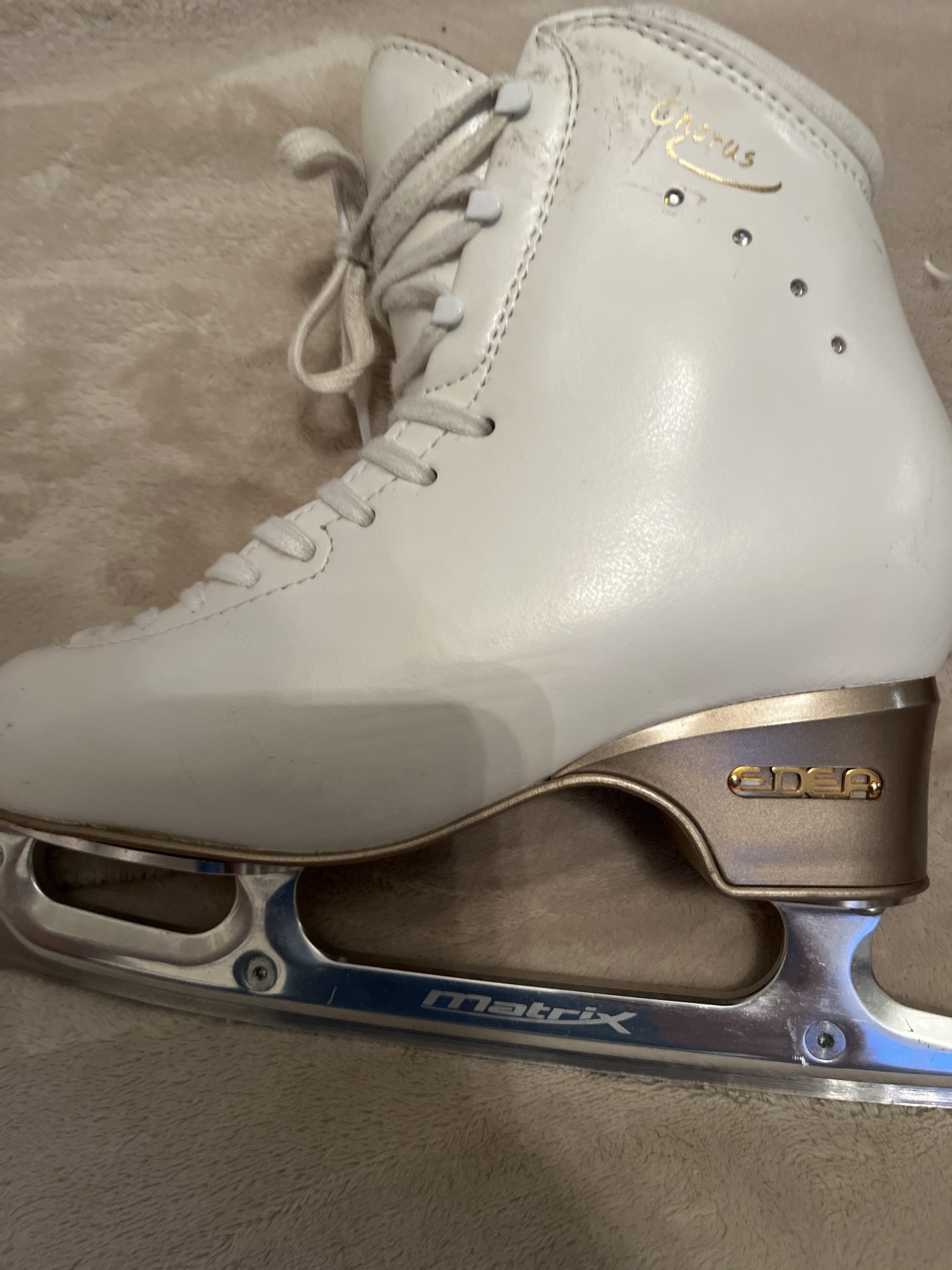 EDEA CHORUS figure skates with MATRIX LEGACY blades size 240 SidelineSwap