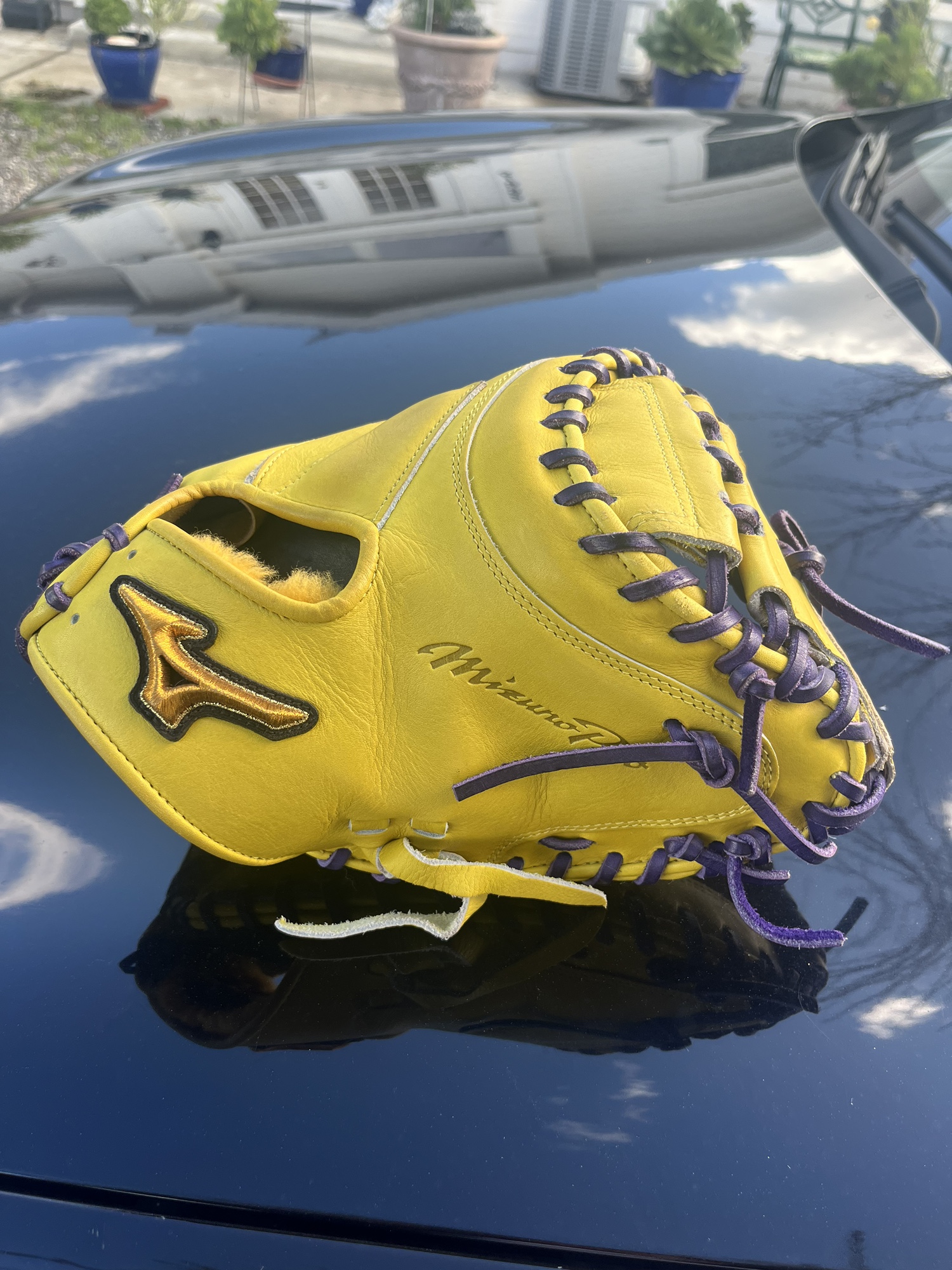 Japanese Exclusive Mizuno Catchers Glove SidelineSwap