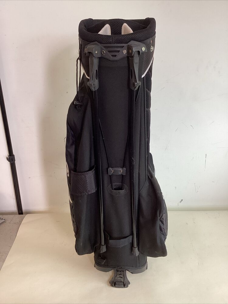 Callaway Chev Stand Golf Bag With 7Way Dividers SidelineSwap