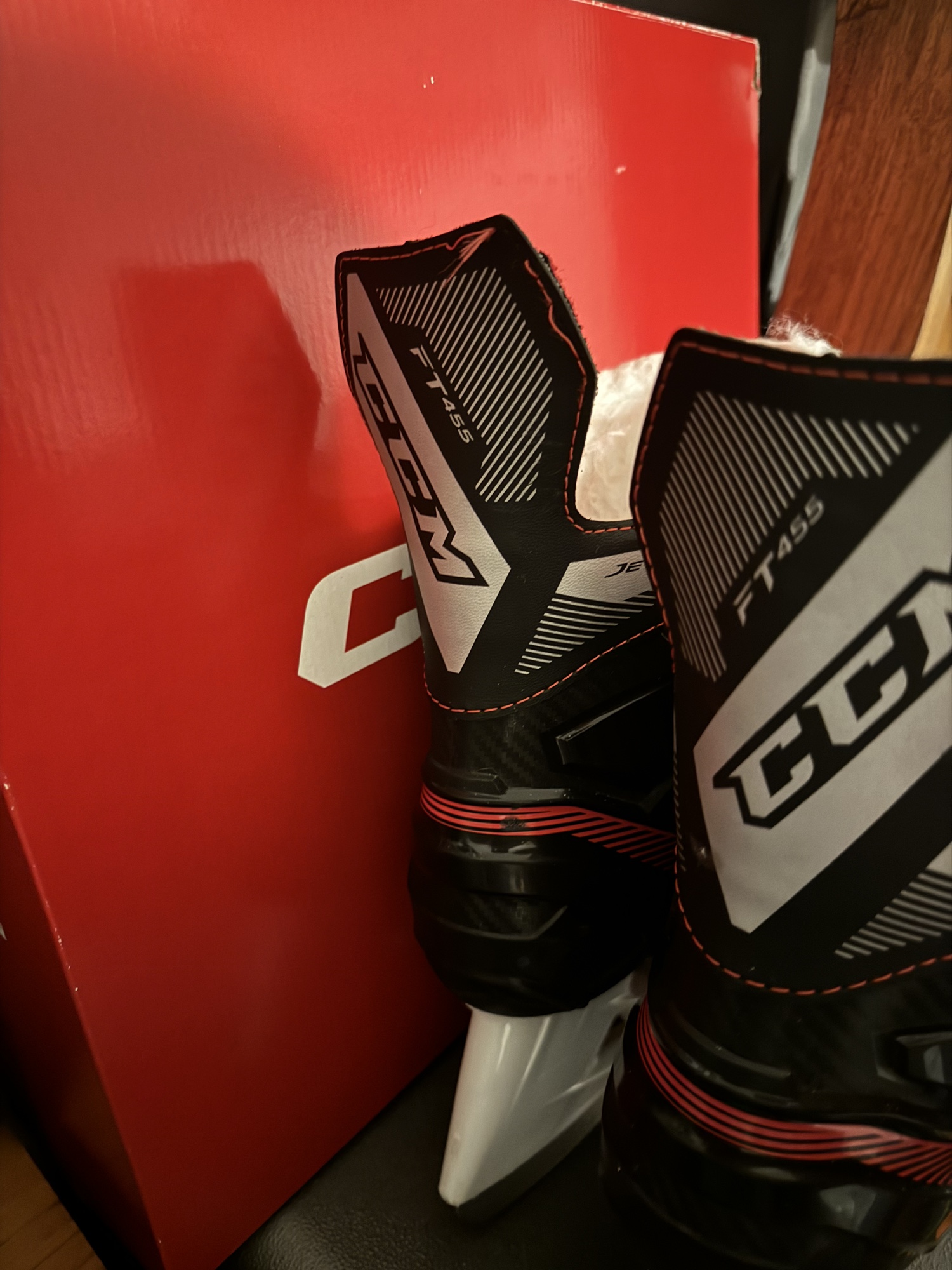 Used Senior CCM Regular Width 11 JetSpeed FT455 Hockey Skates