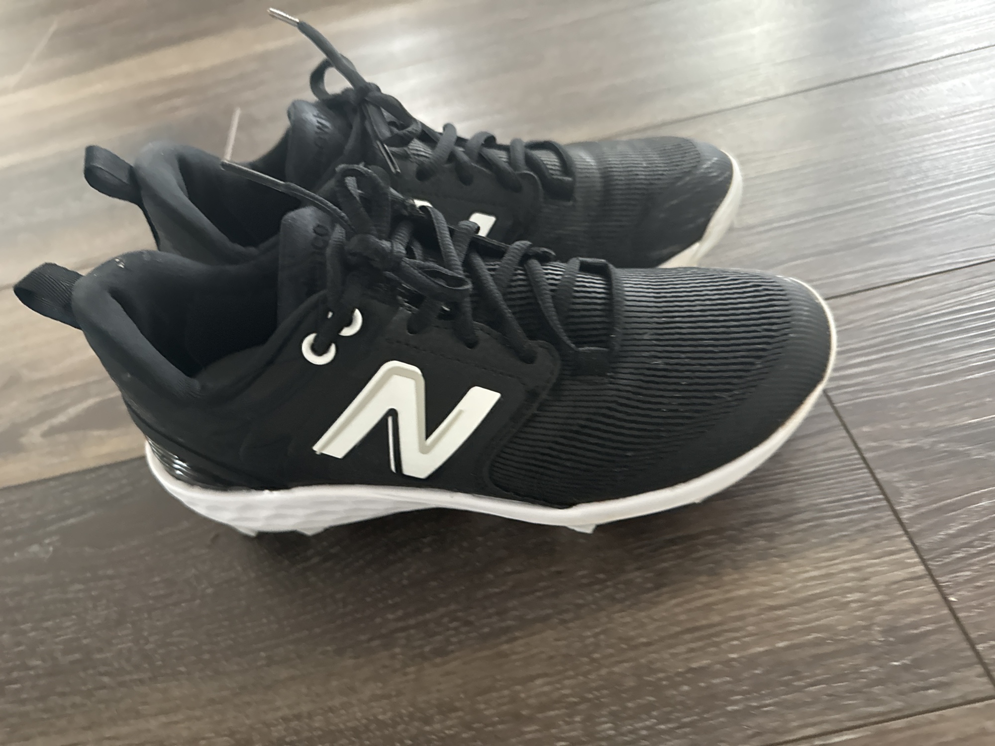 new balance wide cleats