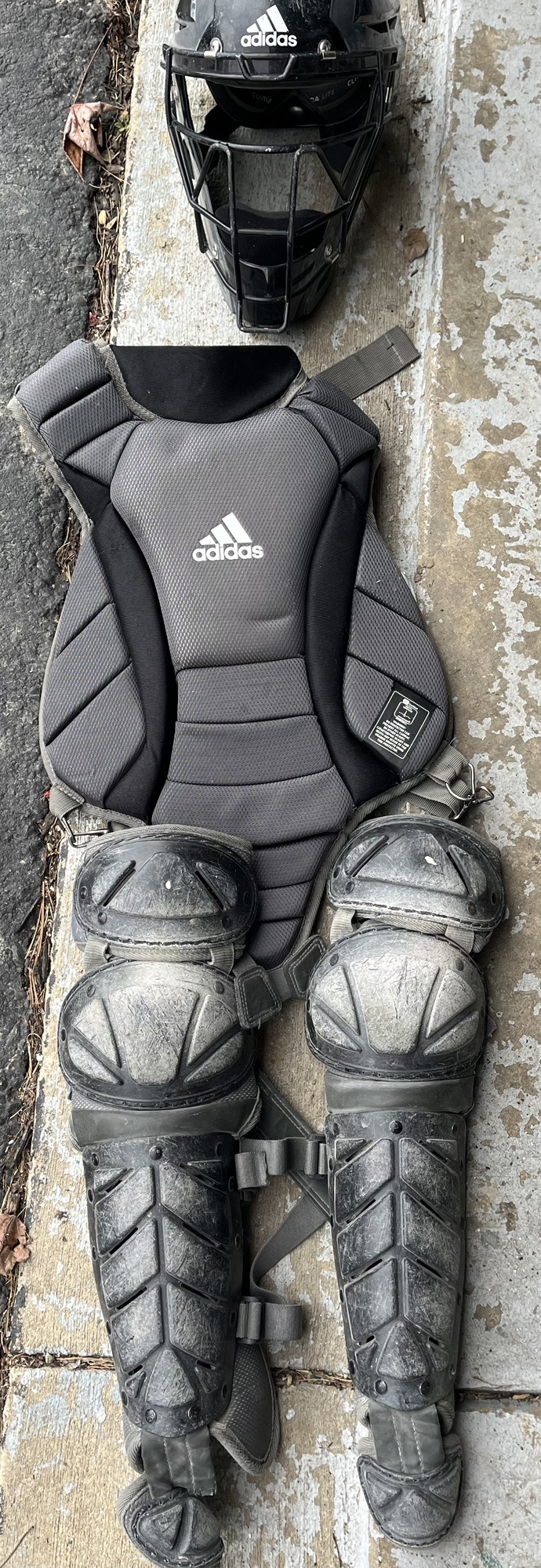 Catchers Gear Youth 7-9 Youth Catcher's Knee Savers Martin
