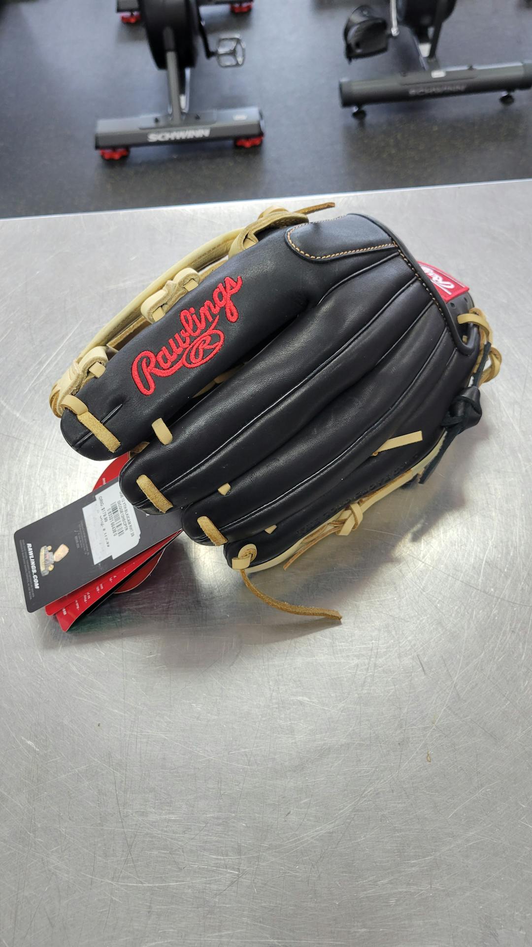 Rawlings Gg Elite New 12" Fielders Gloves SidelineSwap