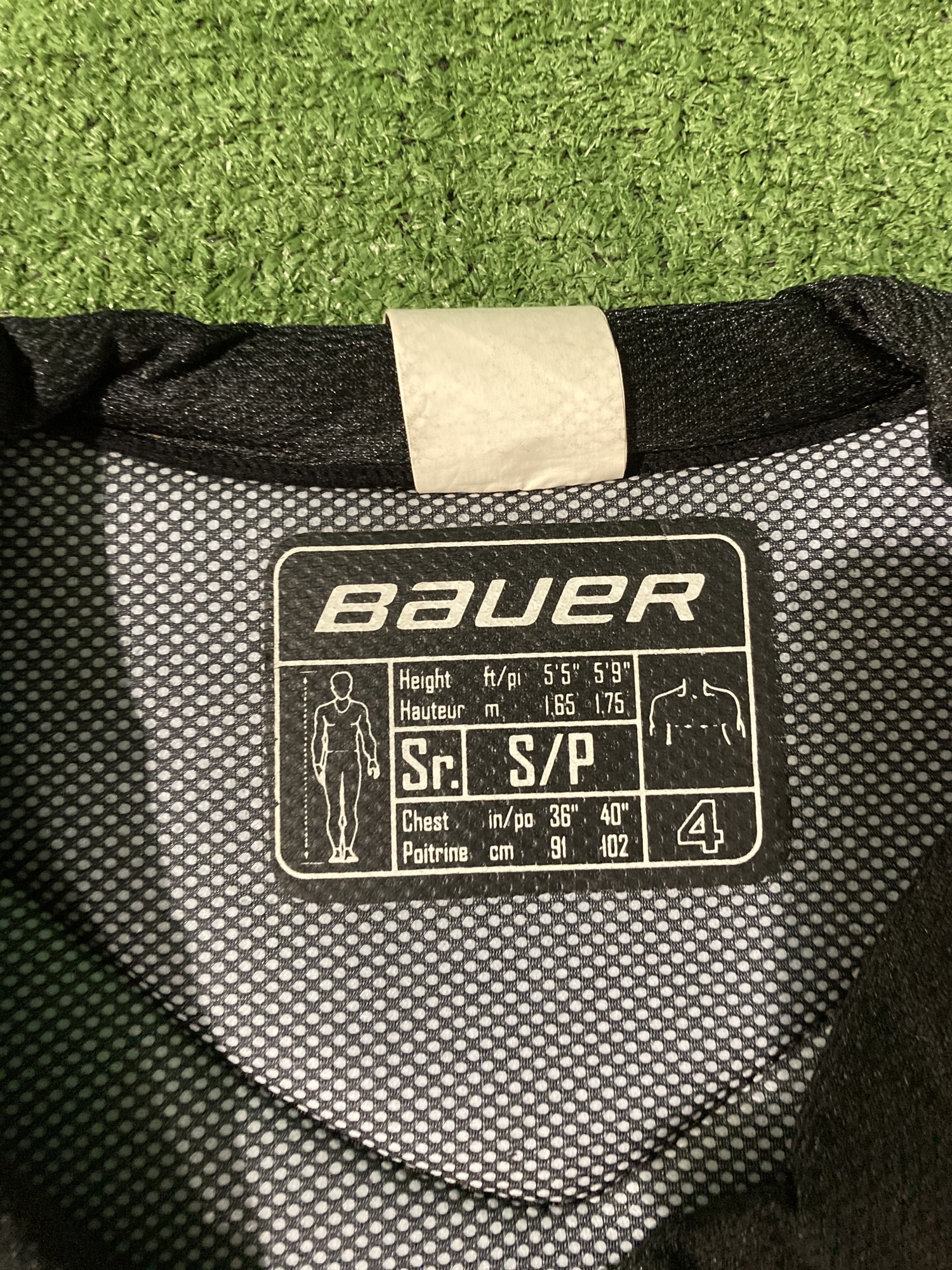 Used Small Senior Bauer Vapor X800 Shoulder Pads SidelineSwap