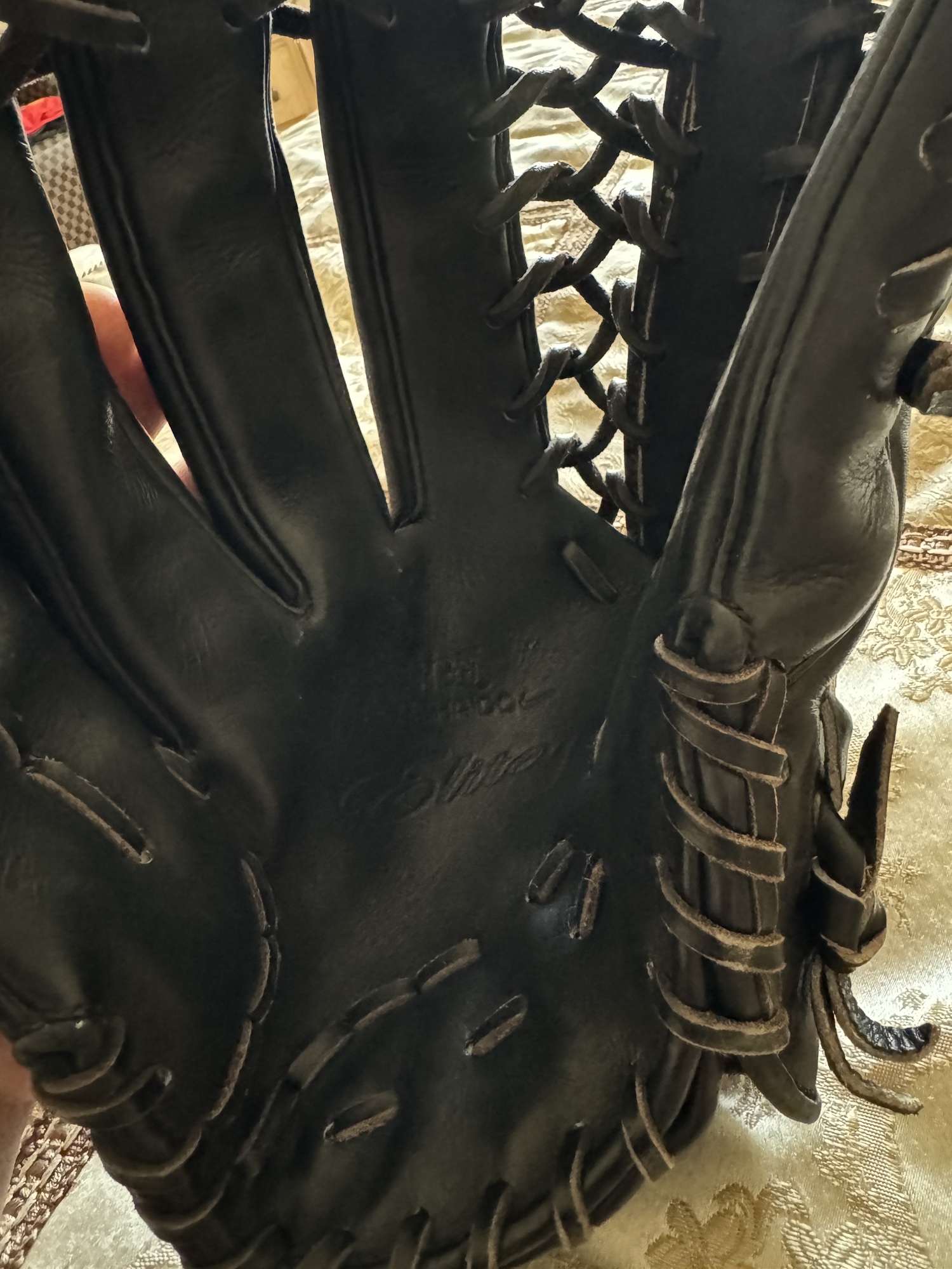 outfield nike baseball gloves