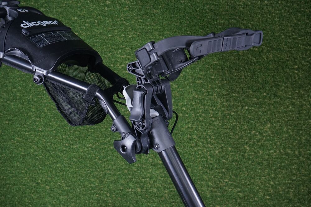 CLICGEAR MODEL 4 W/ STEERING KNOB PUSH PULL 3 WHEEL GOLF BAG PUSHER
