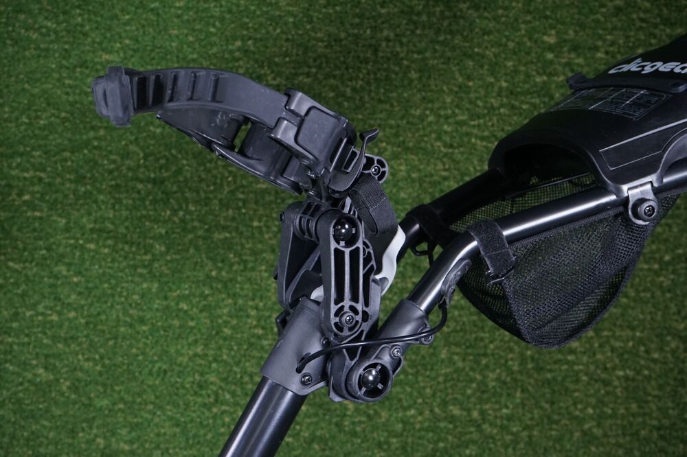 CLICGEAR MODEL 4 W/ STEERING KNOB PUSH PULL 3 WHEEL GOLF BAG PUSHER