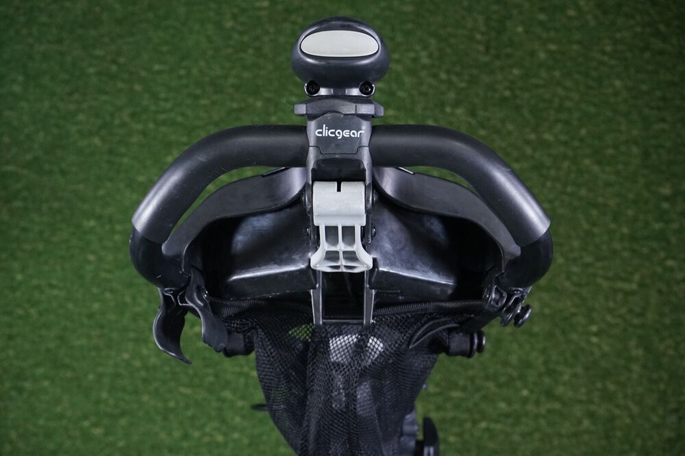 CLICGEAR MODEL 4 W/ STEERING KNOB PUSH PULL 3 WHEEL GOLF BAG PUSHER