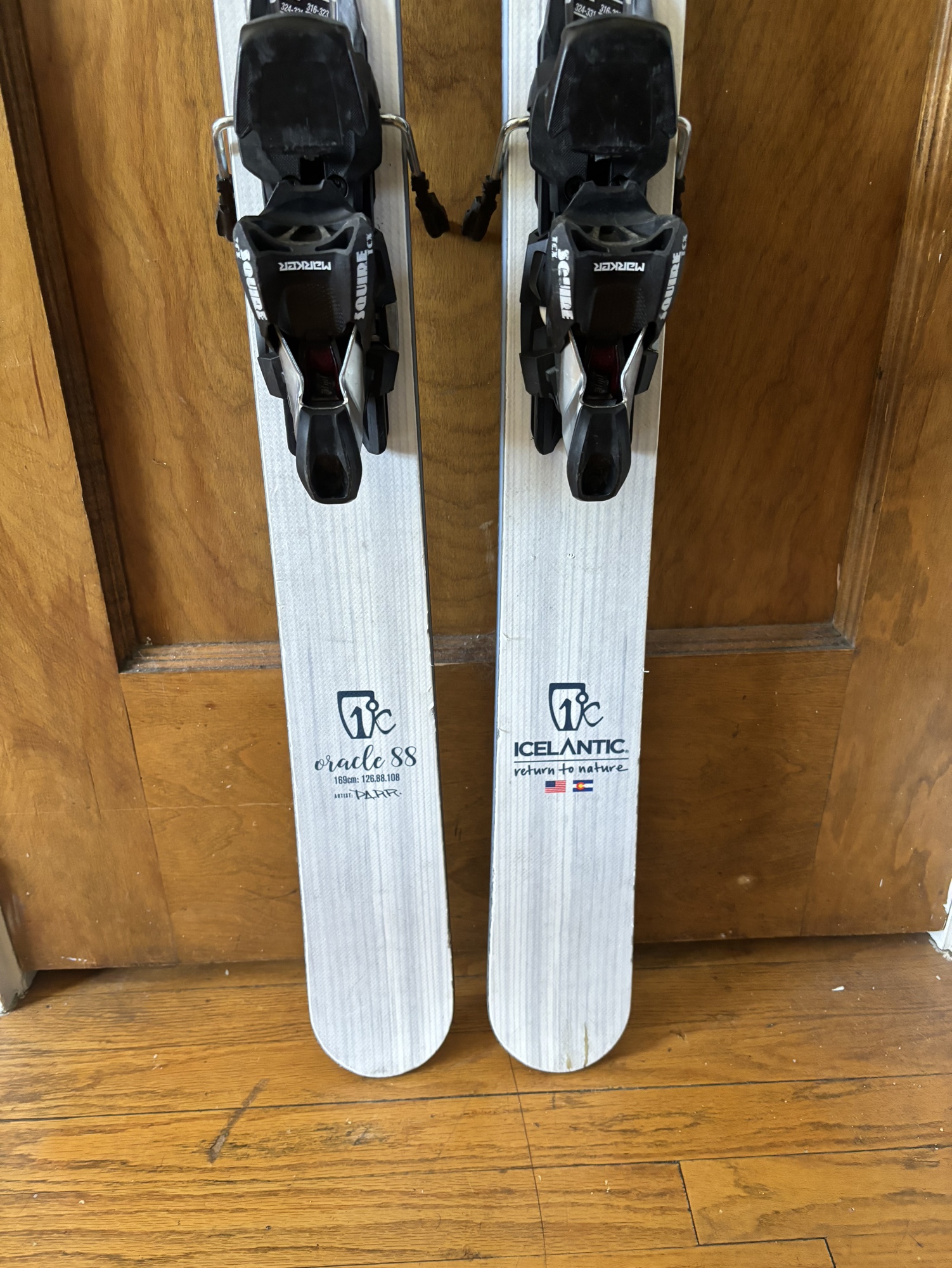 Icelantic Oracle 88 169cm with Adjustable Marker Squire Gripwalk