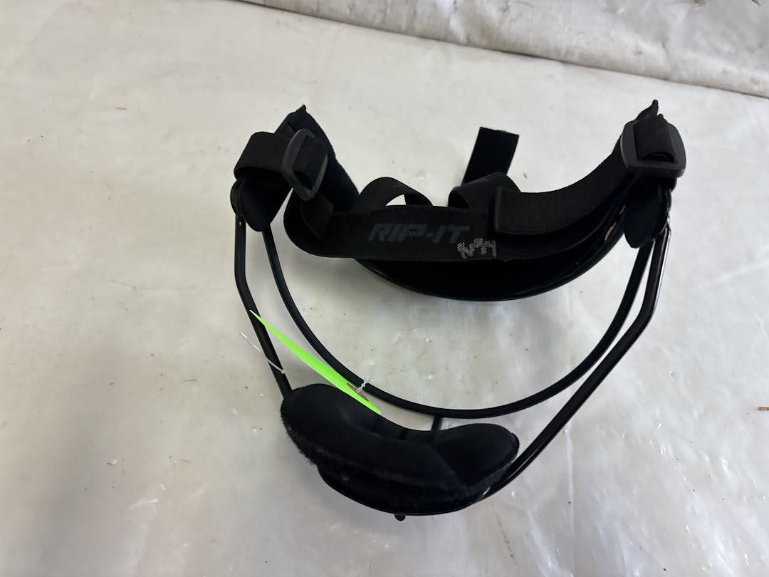Used Ripit Defense Pro Youth Softball Fielder's Mask SidelineSwap
