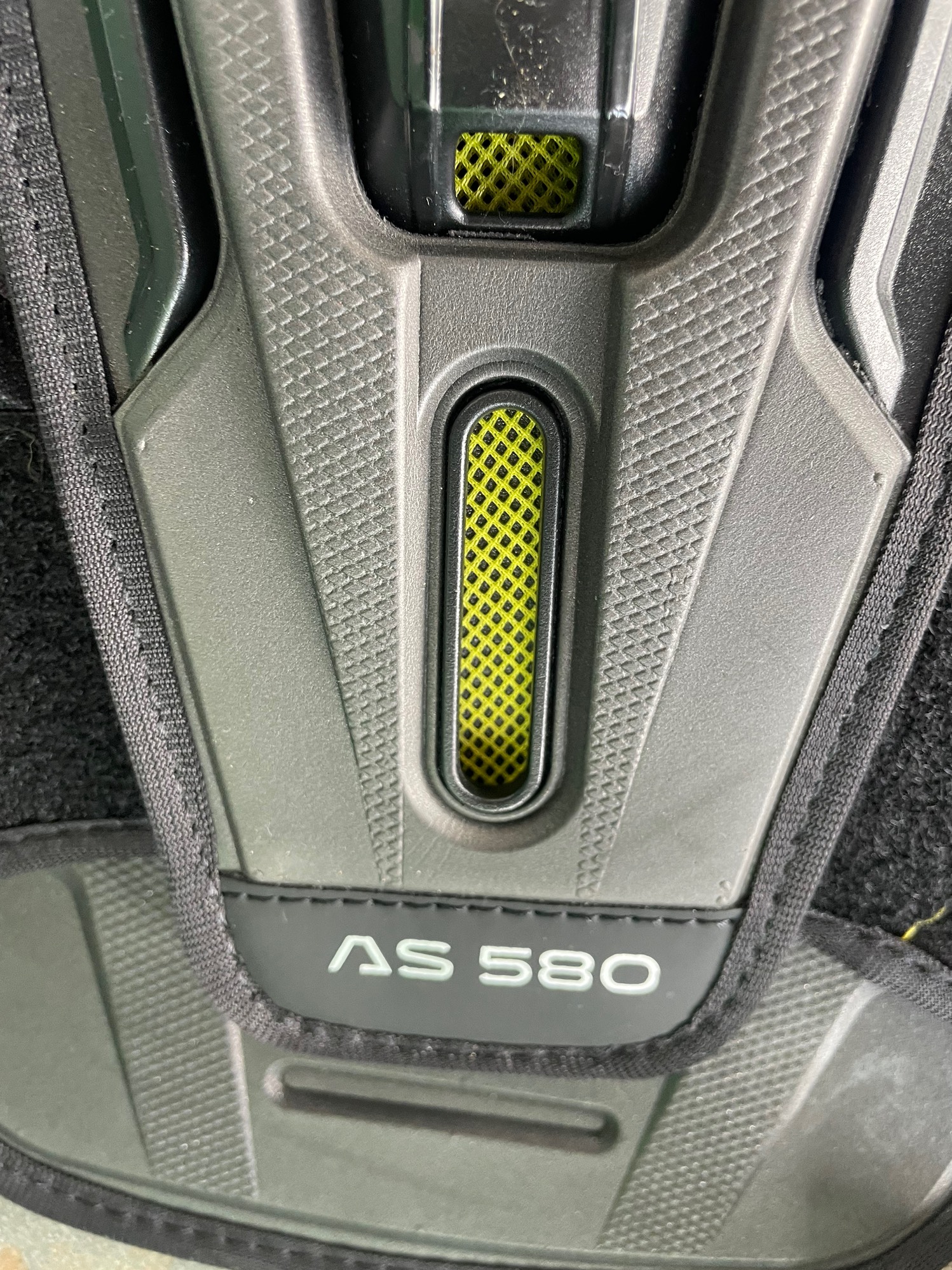 Used Large Senior CCM TACKS AS 580 Shoulder Pads SidelineSwap