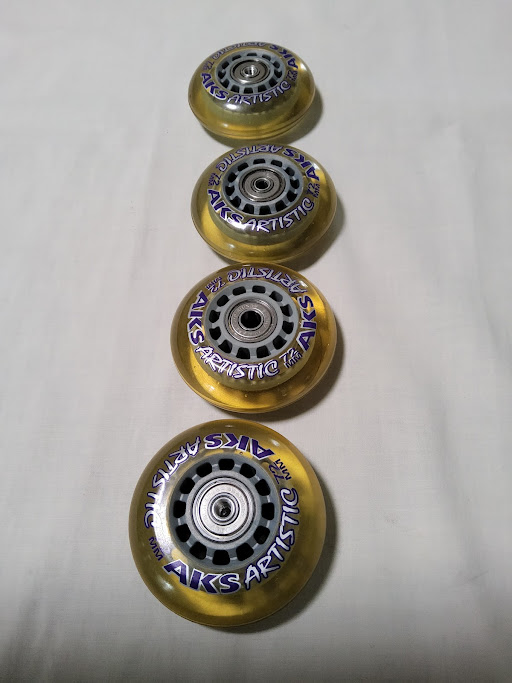 UNIQUE VIPER Inline Roller Hockey Chassis Frames! ONE IS RED ONE IS PURPLE Small/Medium With