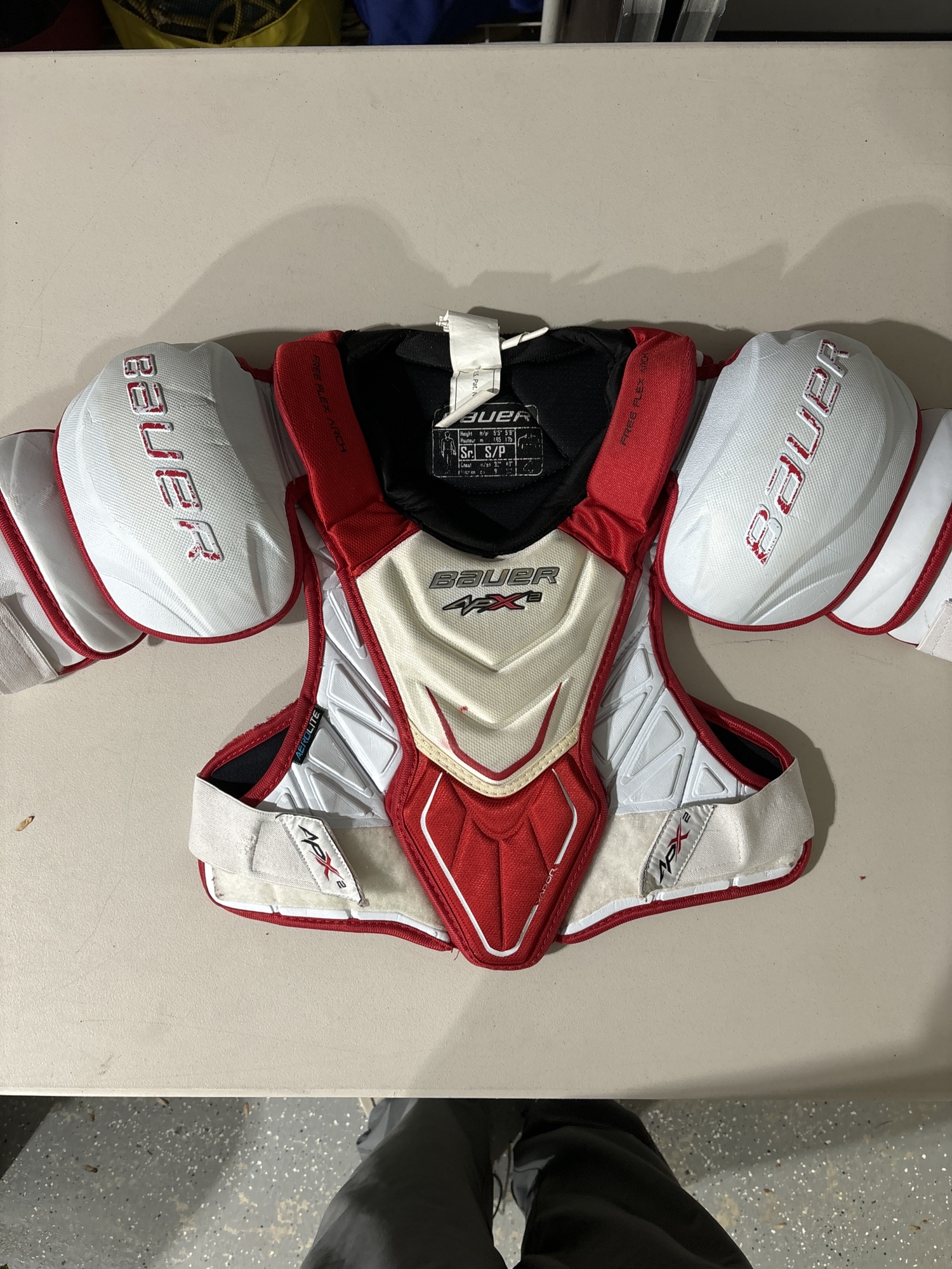 Bauer APx2 shoulder pads SidelineSwap