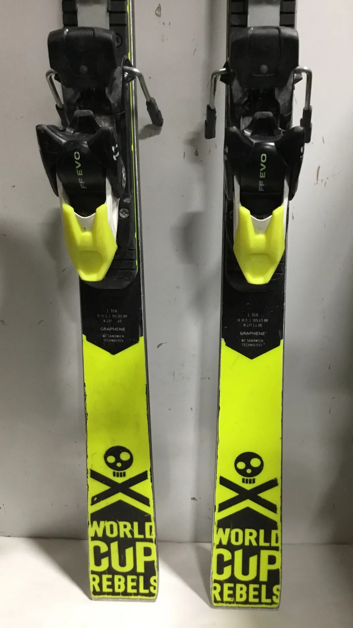 HEAD WORLD CUP REBELS GS　166cm 166 HEAD WC Rebels I.GS RD Team skis | SidelineSwap | Buy and Sell