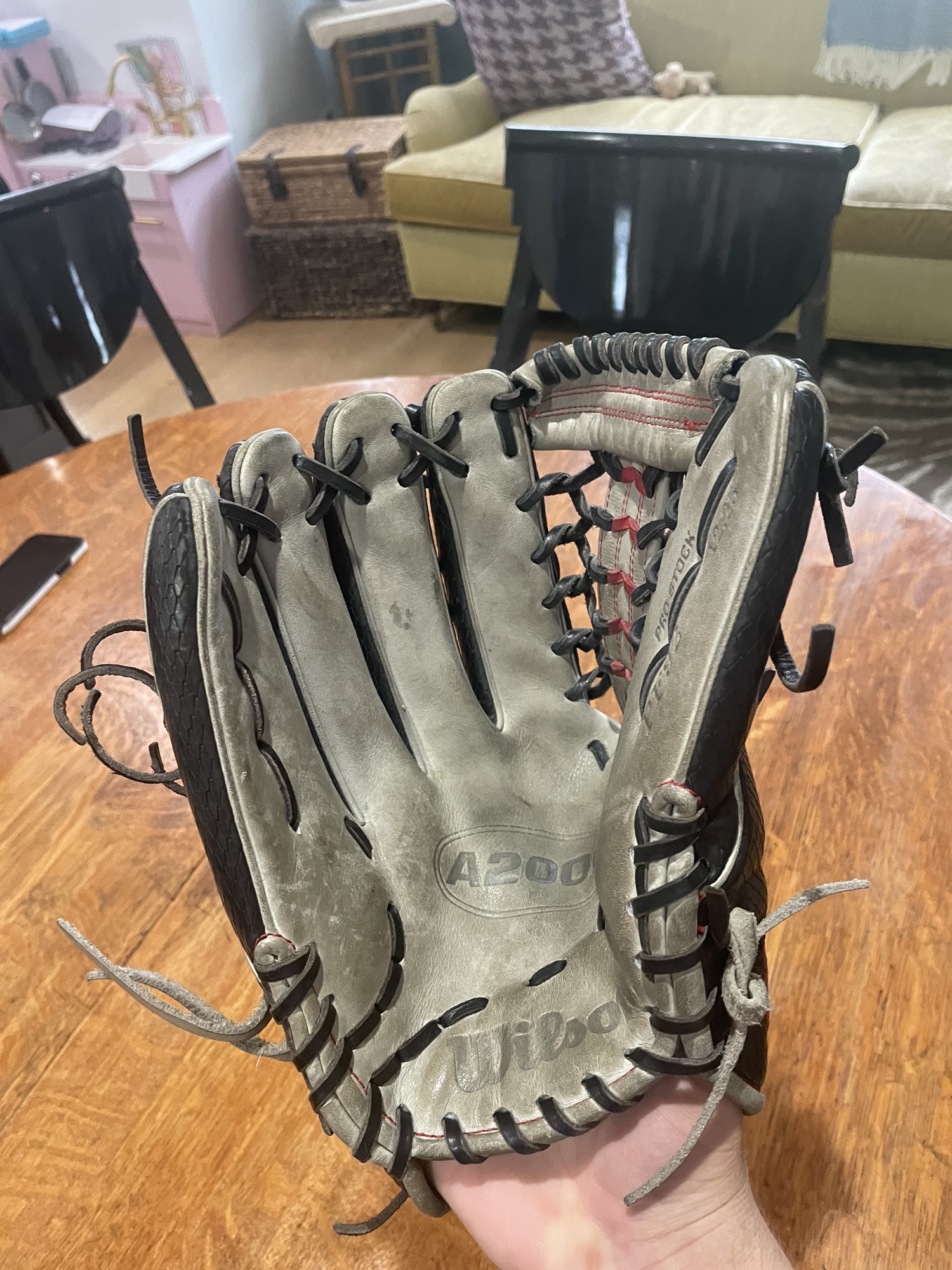 Used Lefty Outfield 12.25" A2000 Baseball Glove SidelineSwap