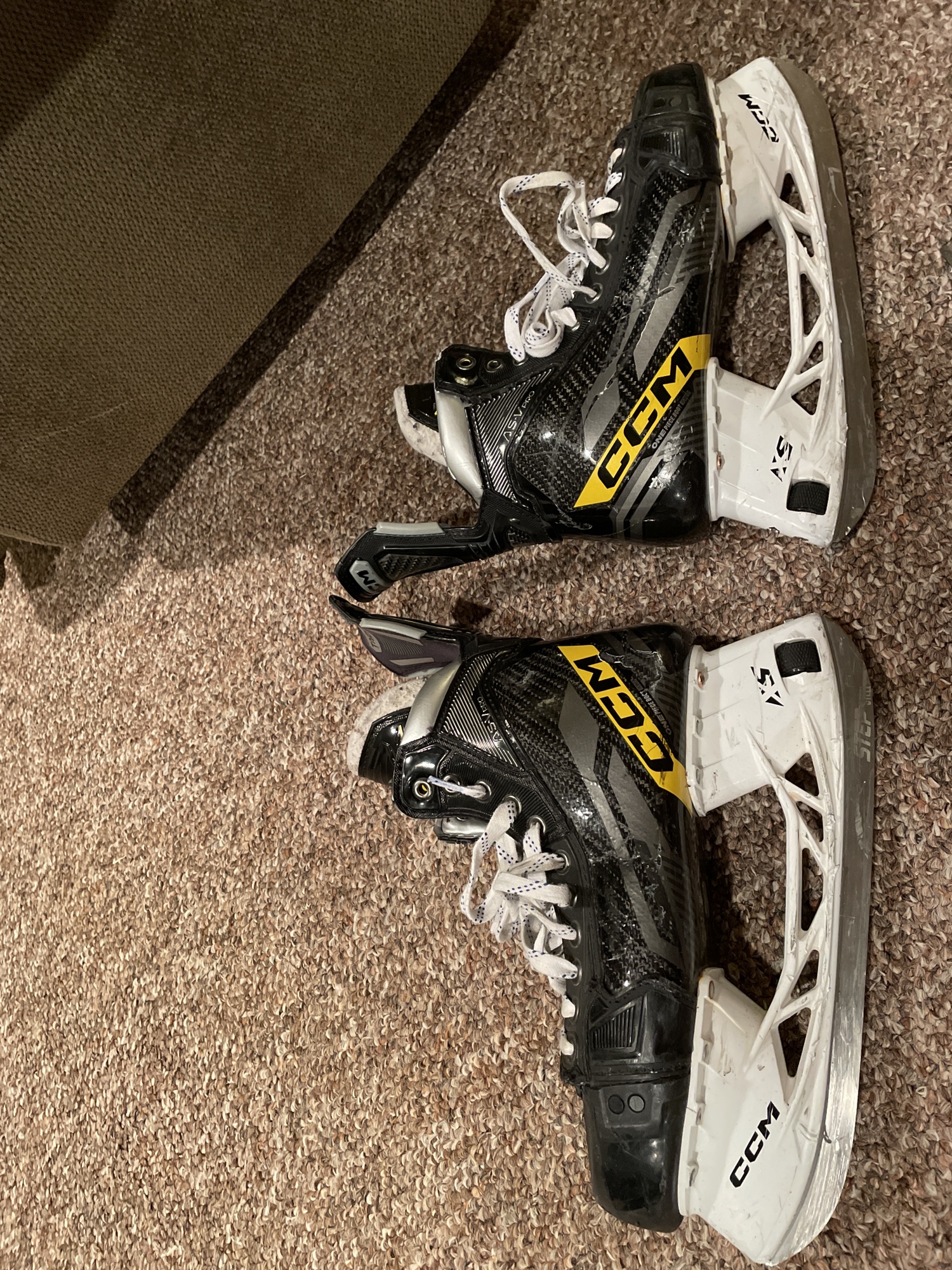 Used Senior CCM Regular Width, Custom Size 9 ASV Pro Hockey Skates