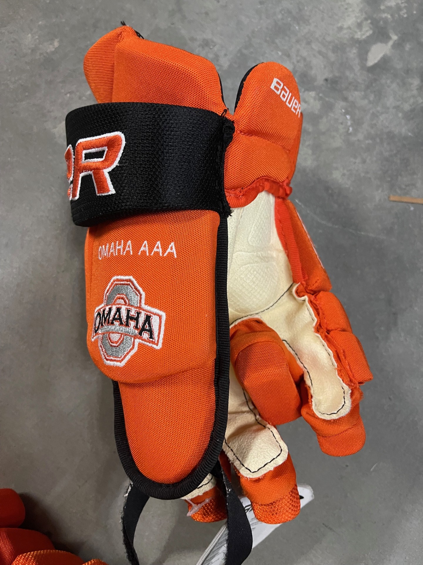 bauer vapor gloves junior