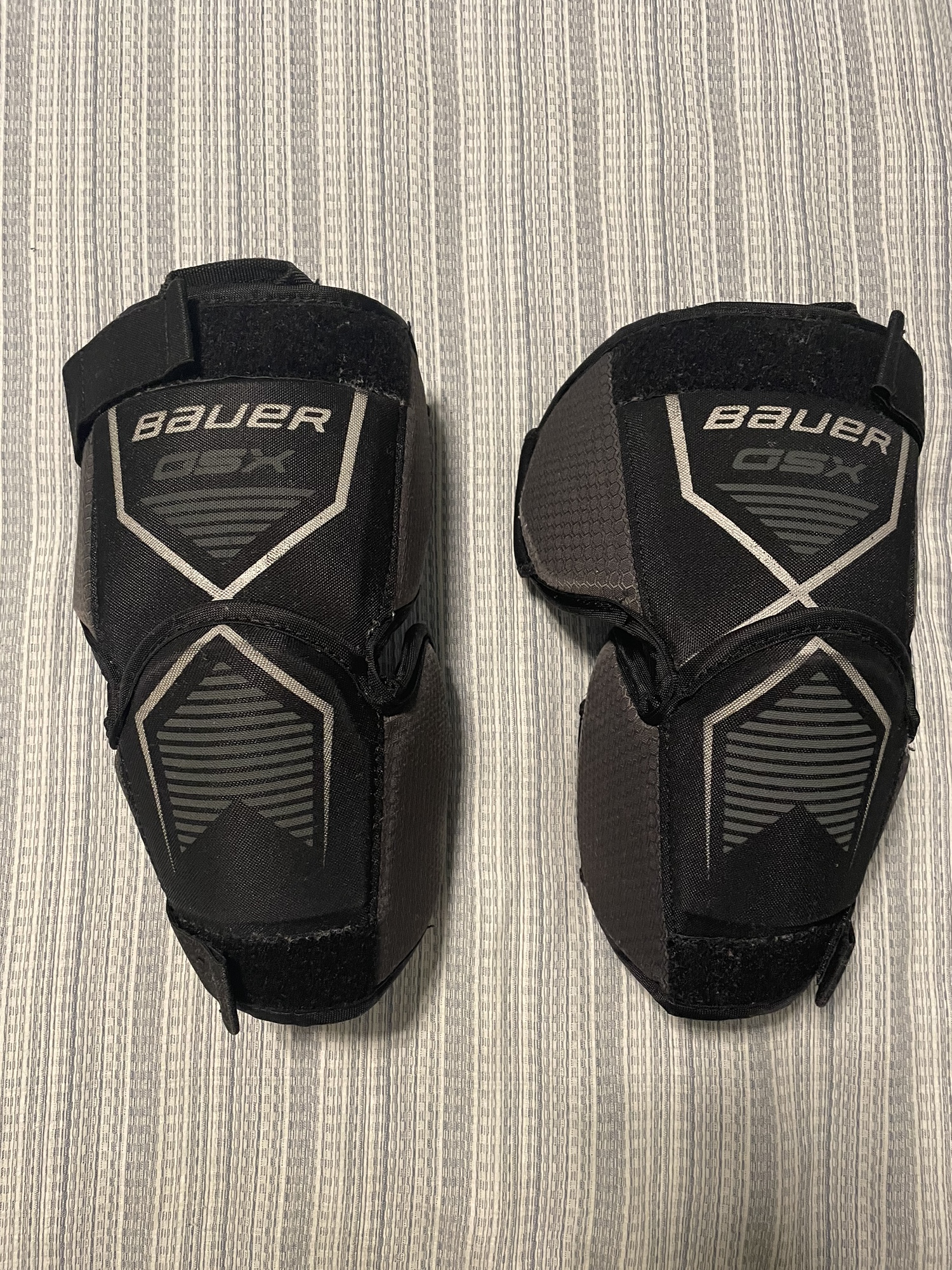 Ice hockey goalie knee pads SidelineSwap