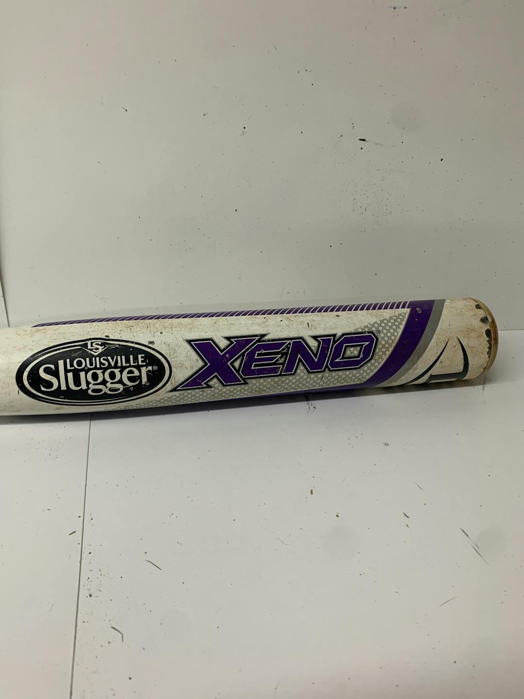 Used Louisville Slugger Xeno 31" 10 Drop Fastpitch Bats SidelineSwap
