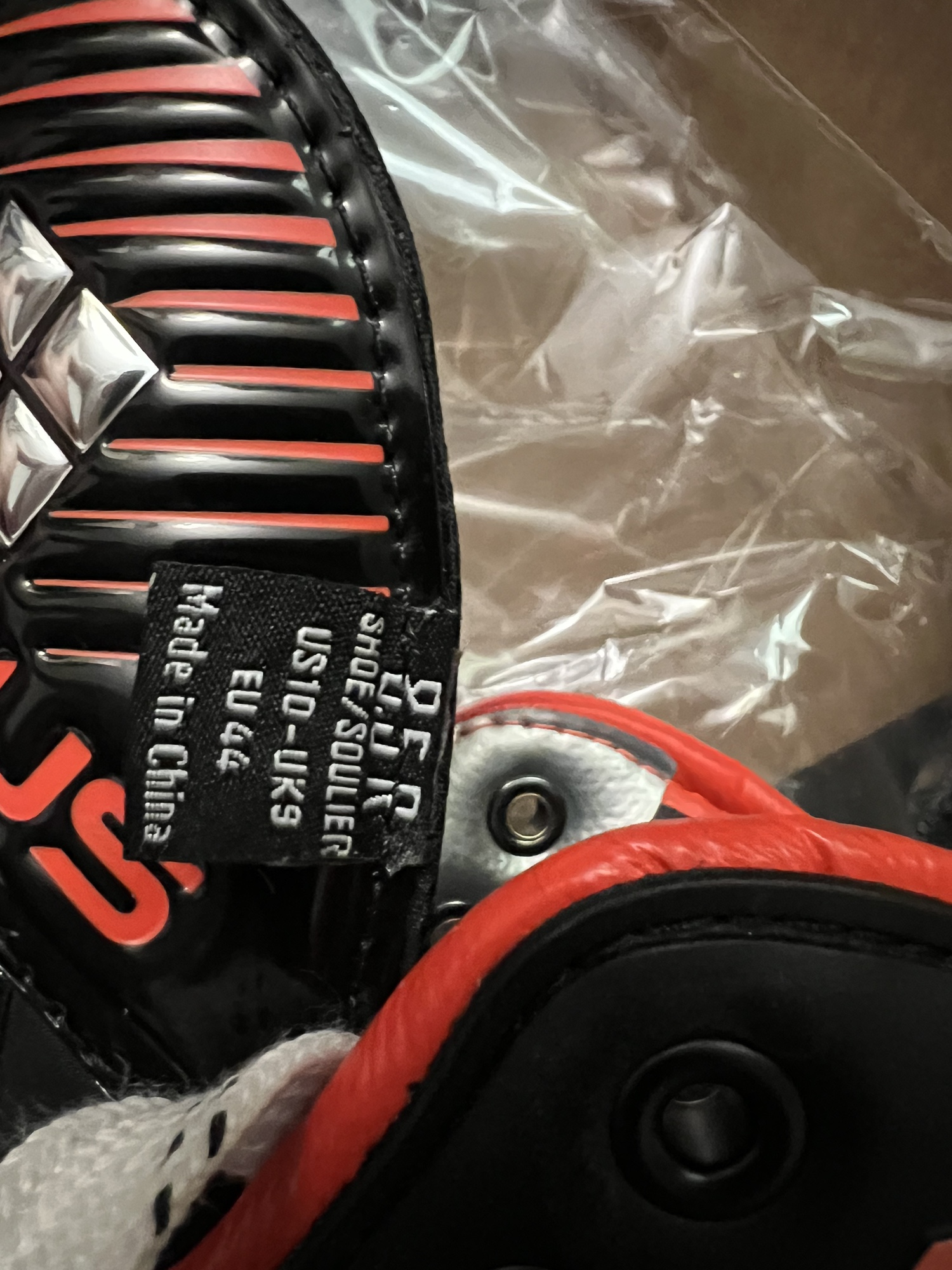 True HZRDUS 9x skates | SidelineSwap