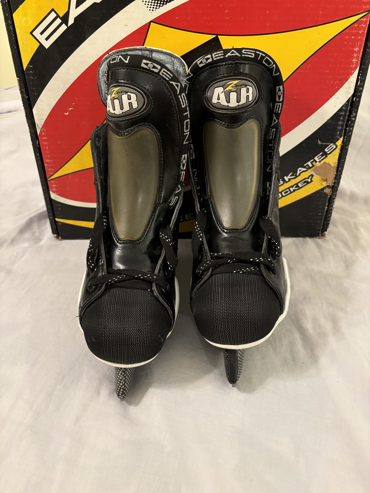 Easton Air Z Razor Bladz 8D Senior Ice Hockey Skates SidelineSwap